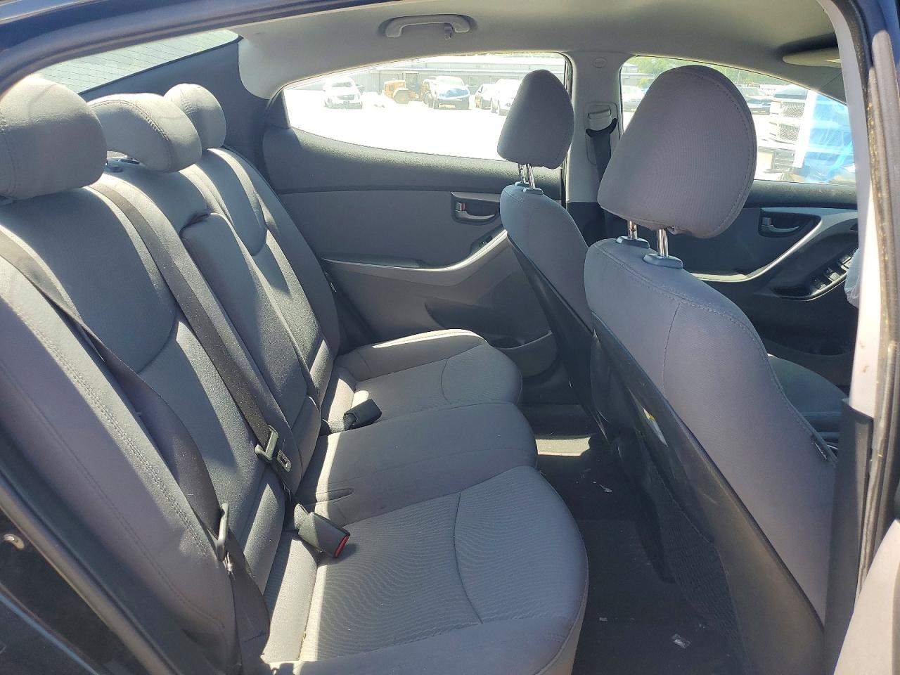 2015 Hyundai Elantra Se Черный vin: 5NPDH4AE0FH588196