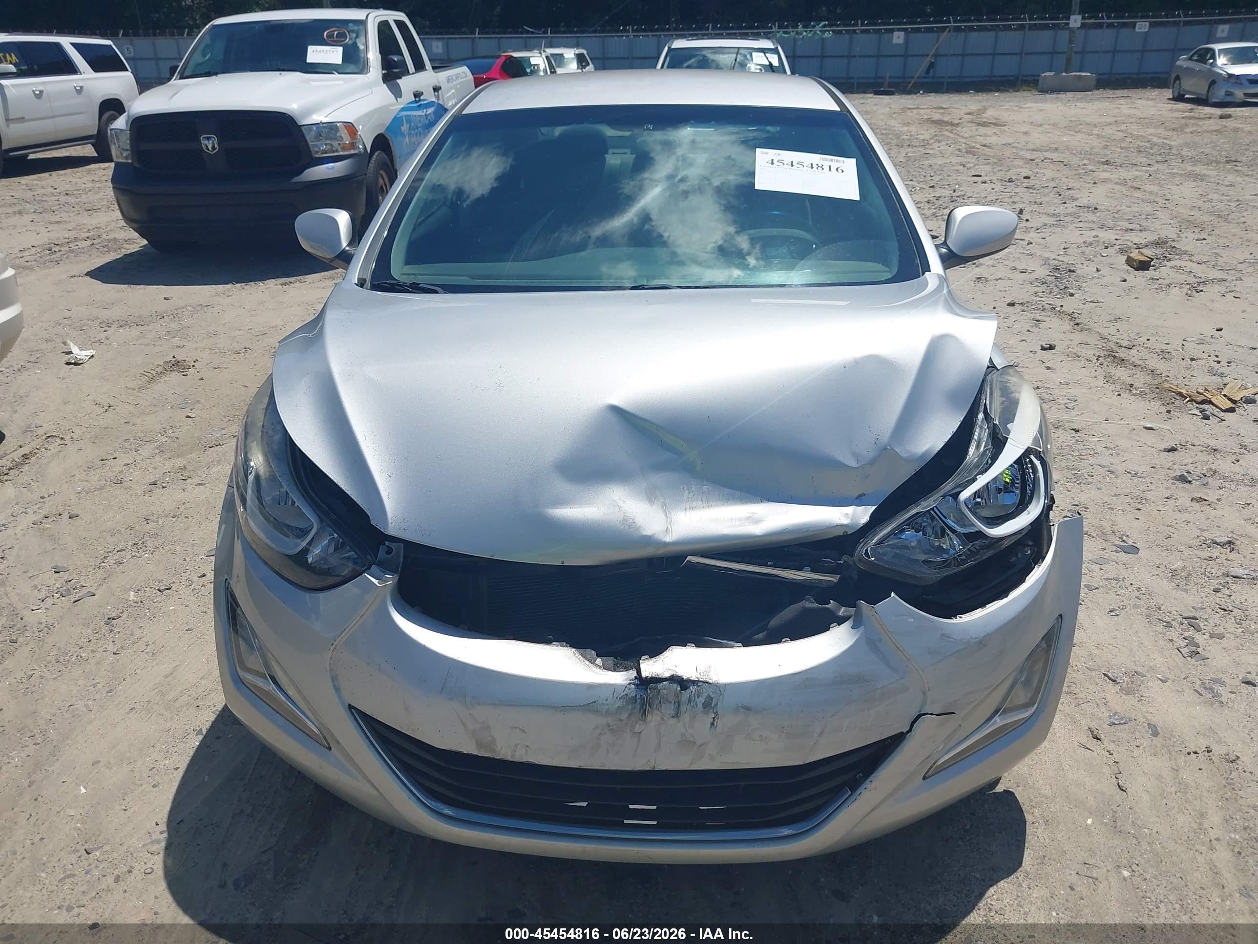 2015 Hyundai Elantra Se Gray vin: 5NPDH4AE0FH589428