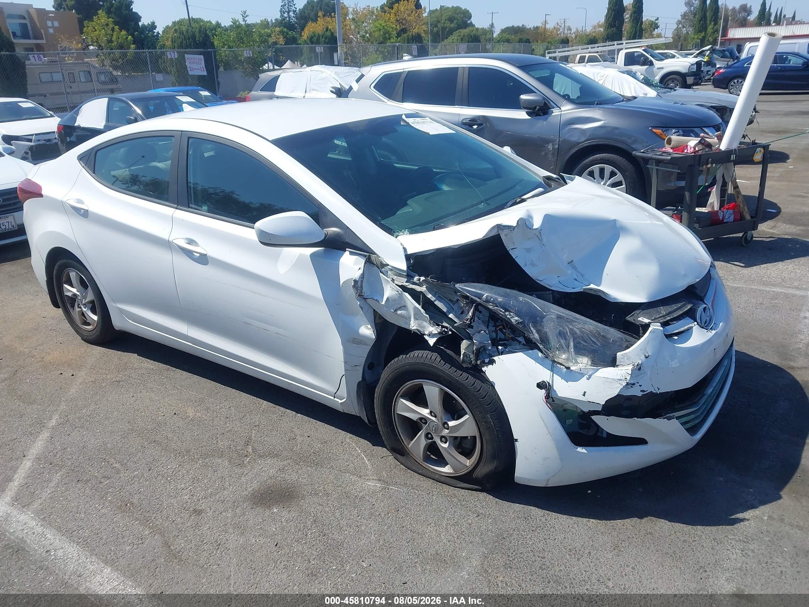 2015 Hyundai Elantra Se White vin: 5NPDH4AE0FH593737