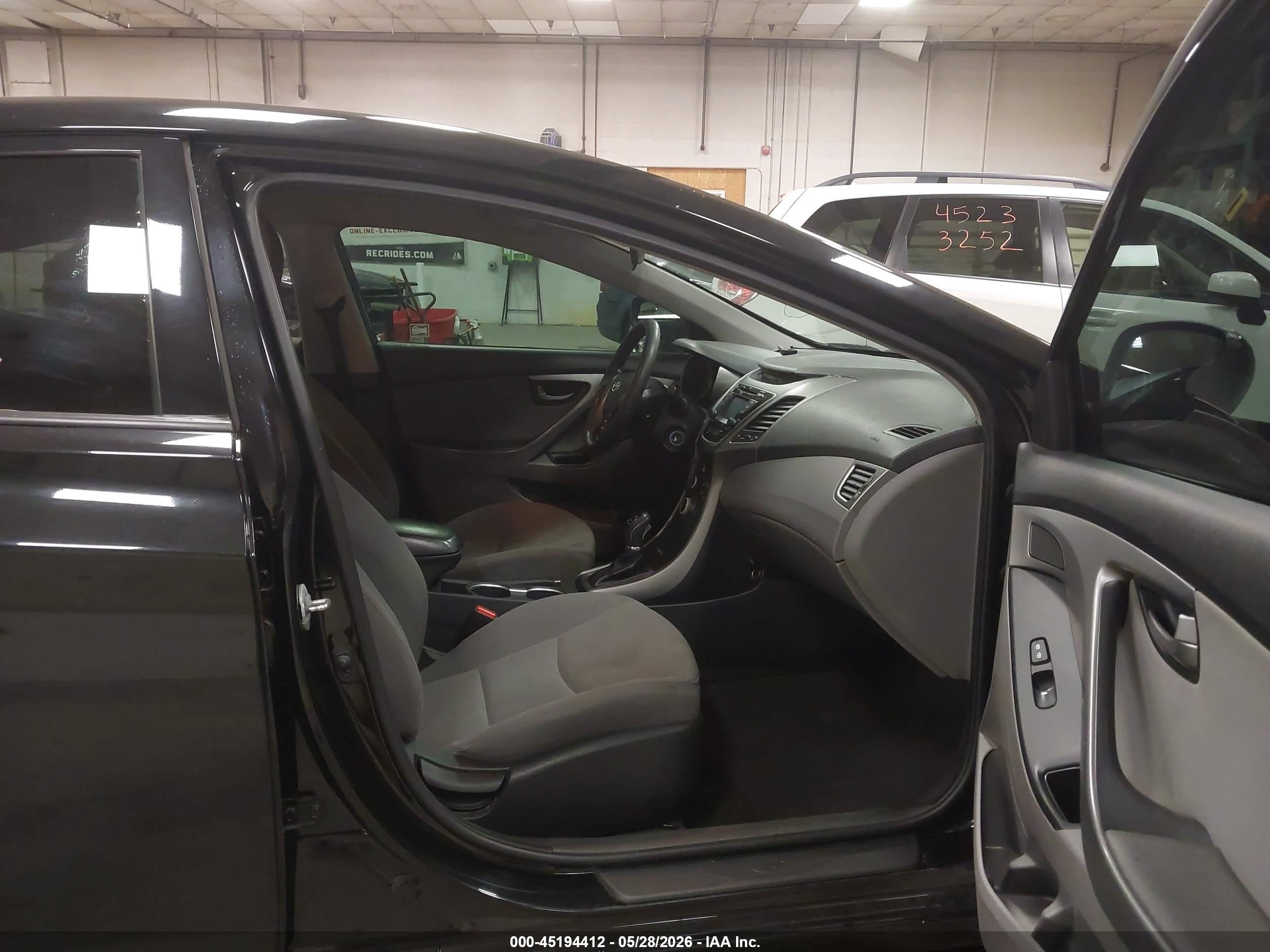 2015 Hyundai Elantra Se/sport/limited Черный vin: 5NPDH4AE0FH605269