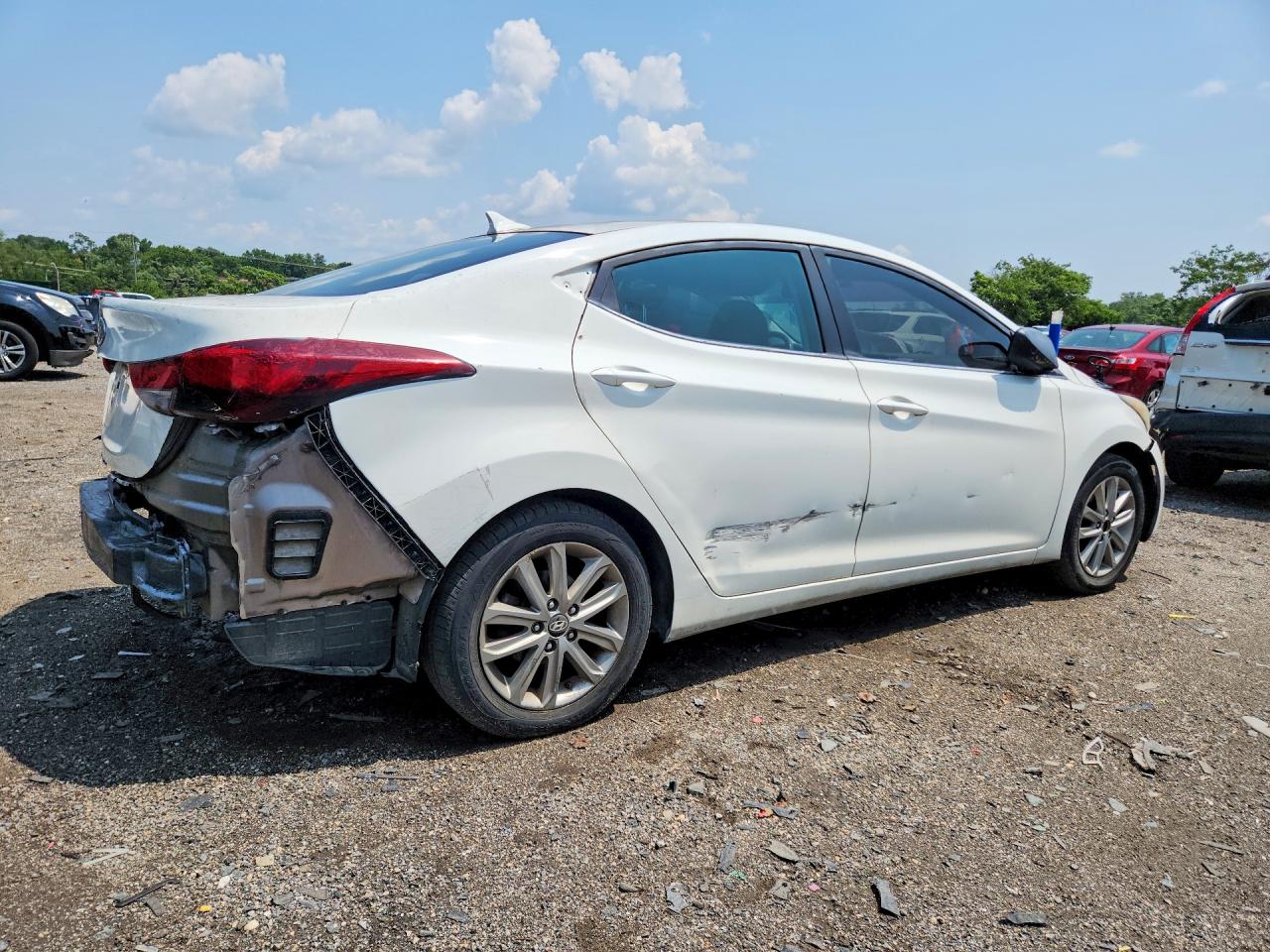 2015 Hyundai Elantra Se White vin: 5NPDH4AE0FH615218