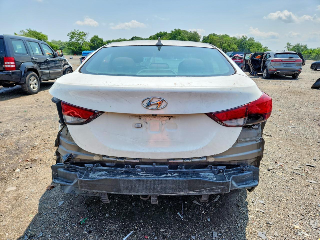 2015 Hyundai Elantra Se White vin: 5NPDH4AE0FH615218