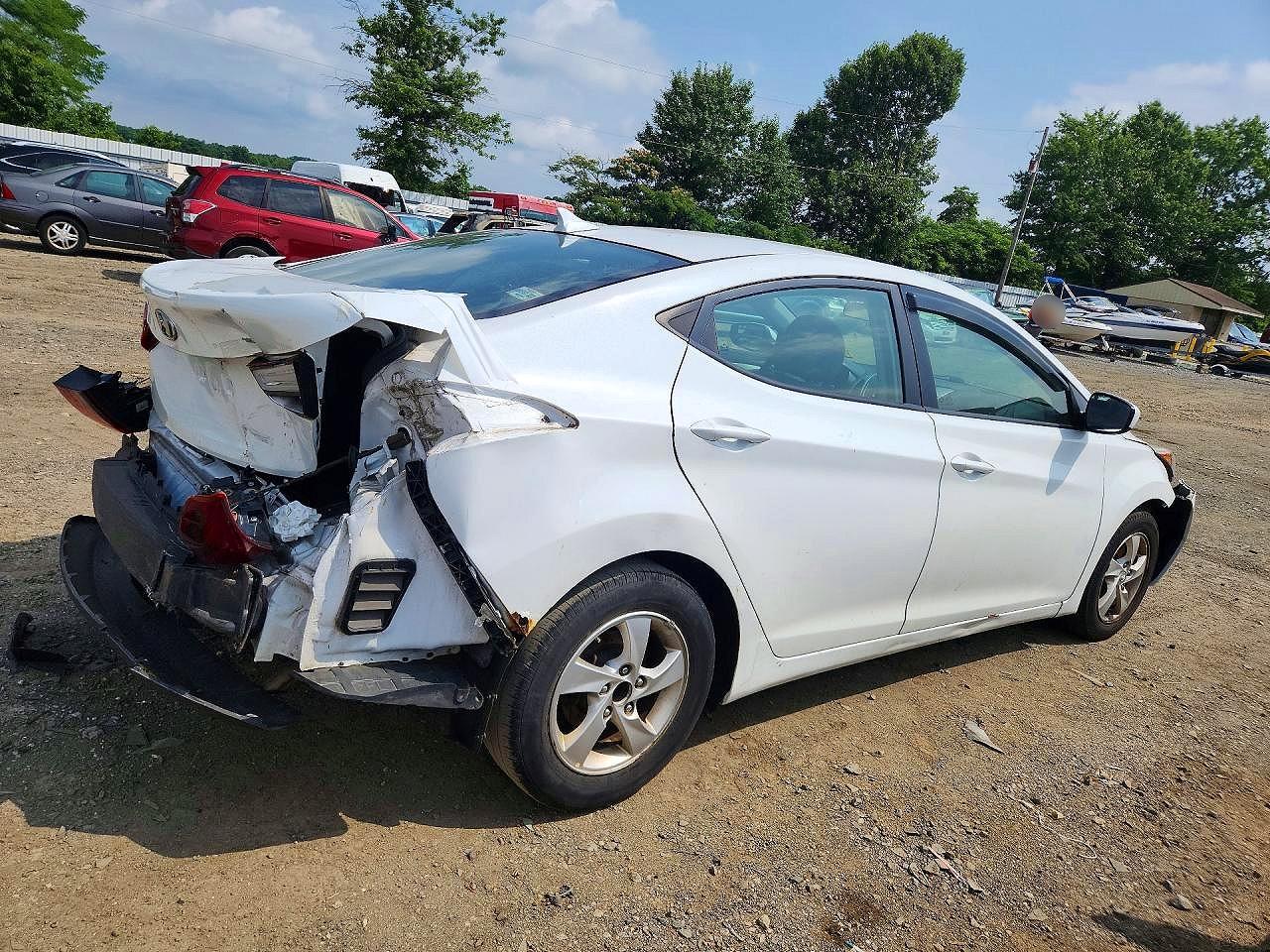 2015 Hyundai Elantra Se White vin: 5NPDH4AE0FH621150