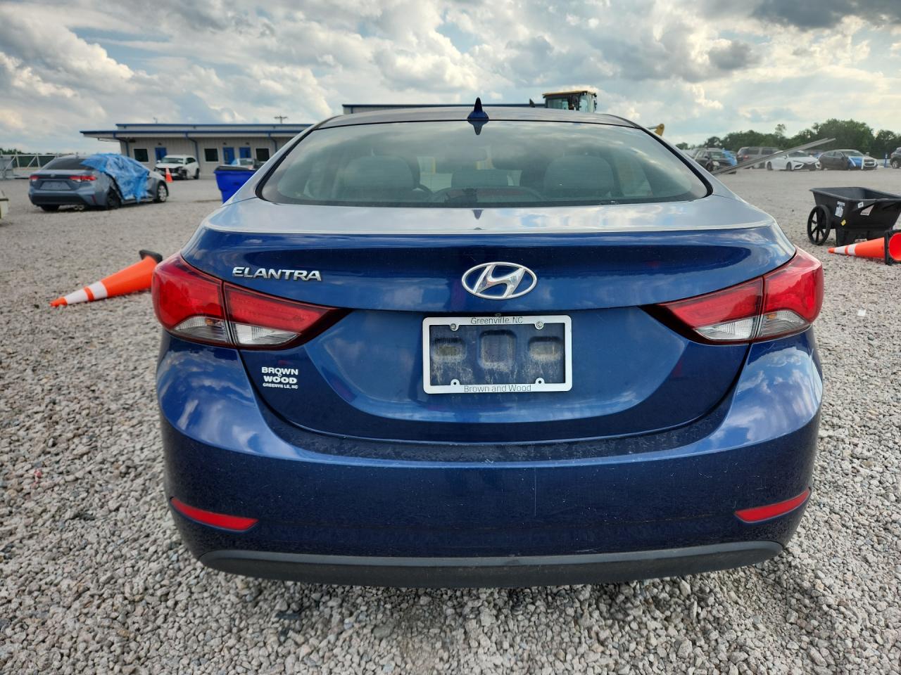 2015 Hyundai Elantra Se Blue vin: 5NPDH4AE0FH632018