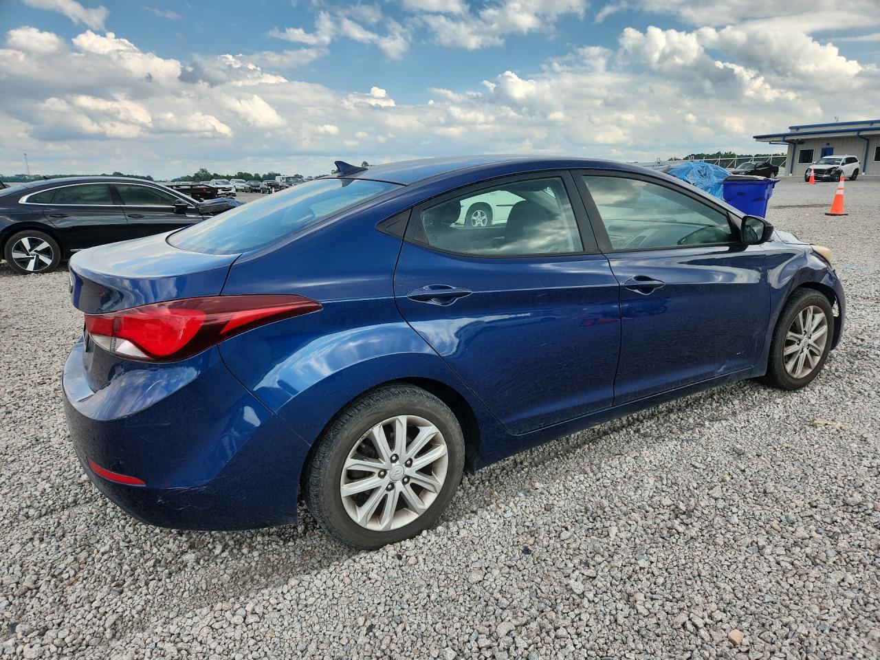2015 Hyundai Elantra Se Blue vin: 5NPDH4AE0FH632018