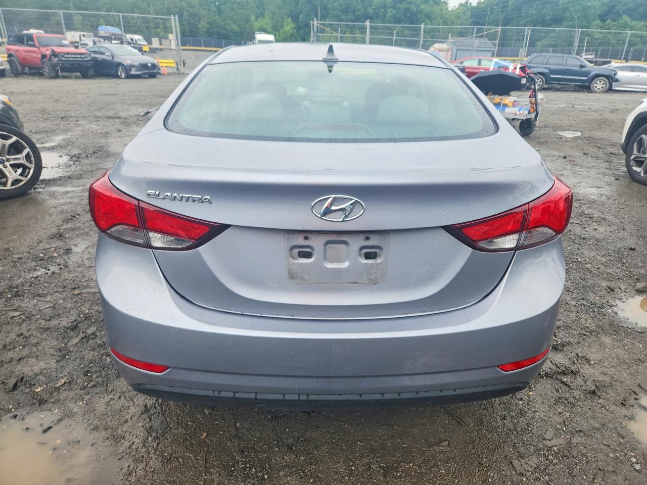 2015 Hyundai Elantra Se Gray vin: 5NPDH4AE0FH633072