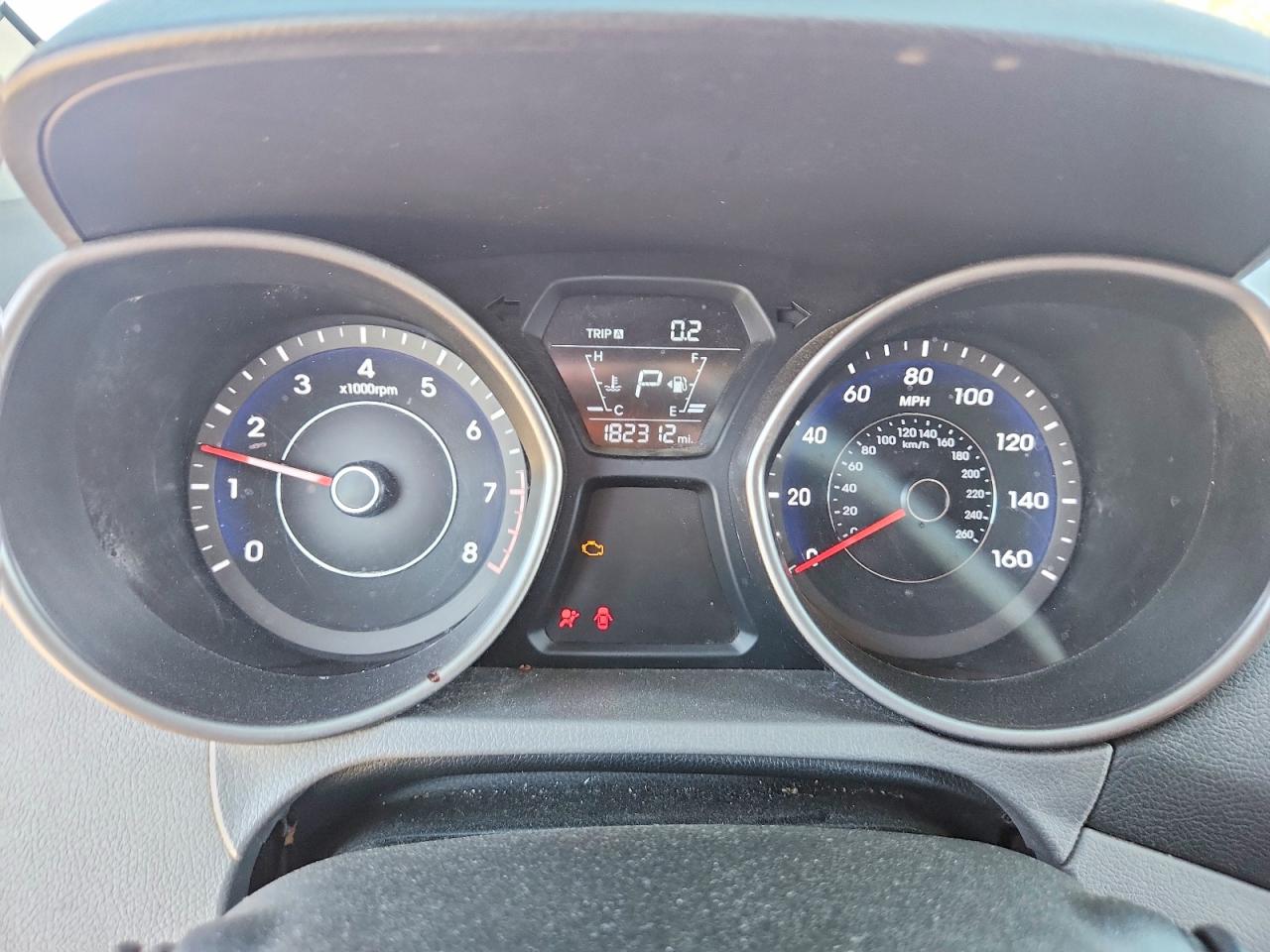 2015 Hyundai Elantra Se Red vin: 5NPDH4AE0FH646775