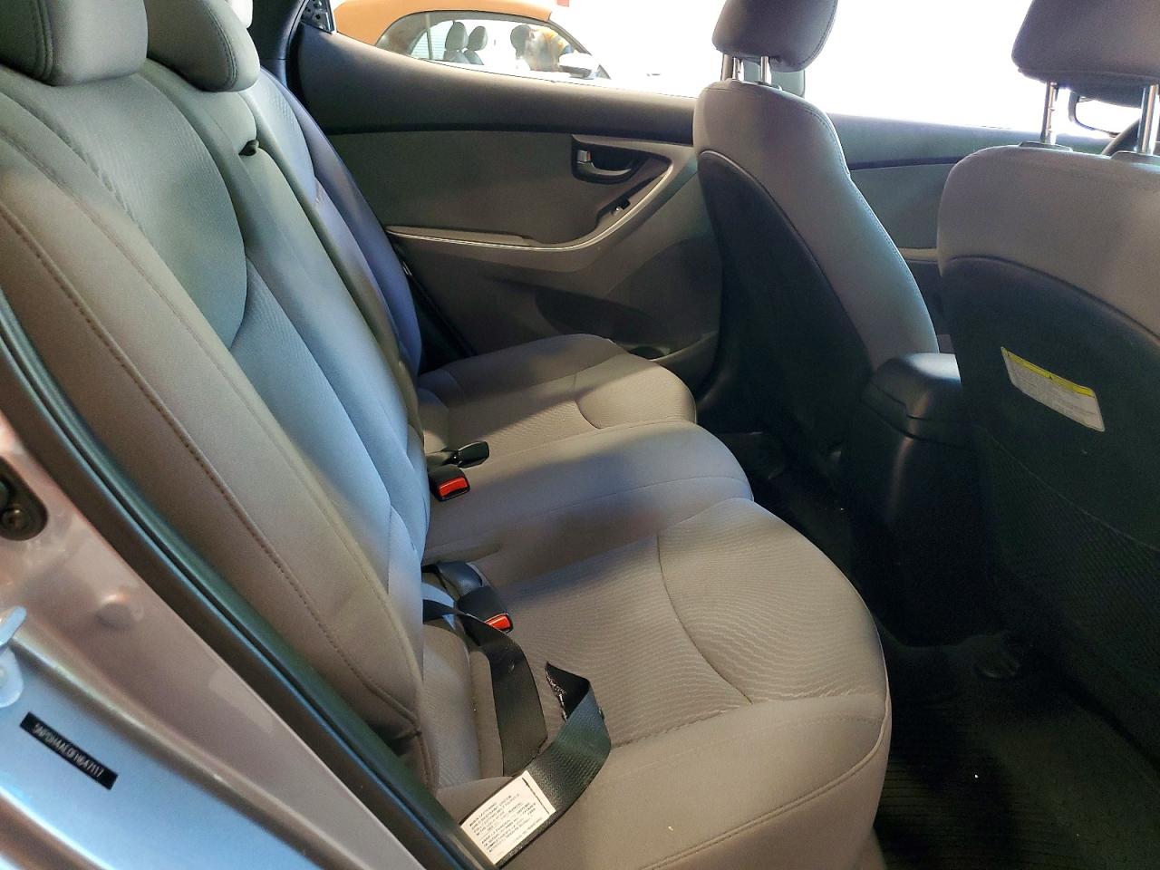 2015 Hyundai Elantra Se Silver vin: 5NPDH4AE0FH647117