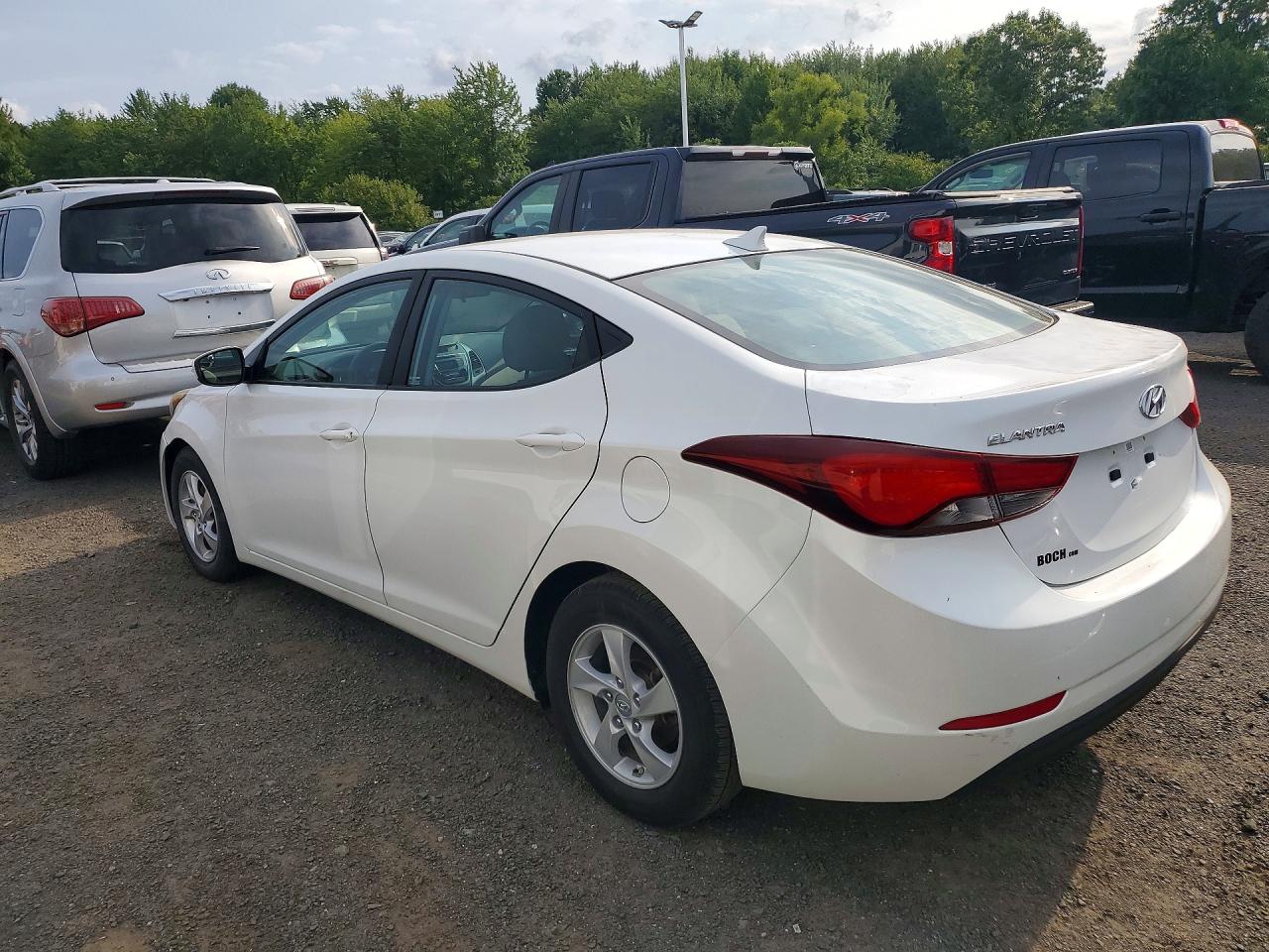 2015 Hyundai Elantra Se White vin: 5NPDH4AE0FH650969