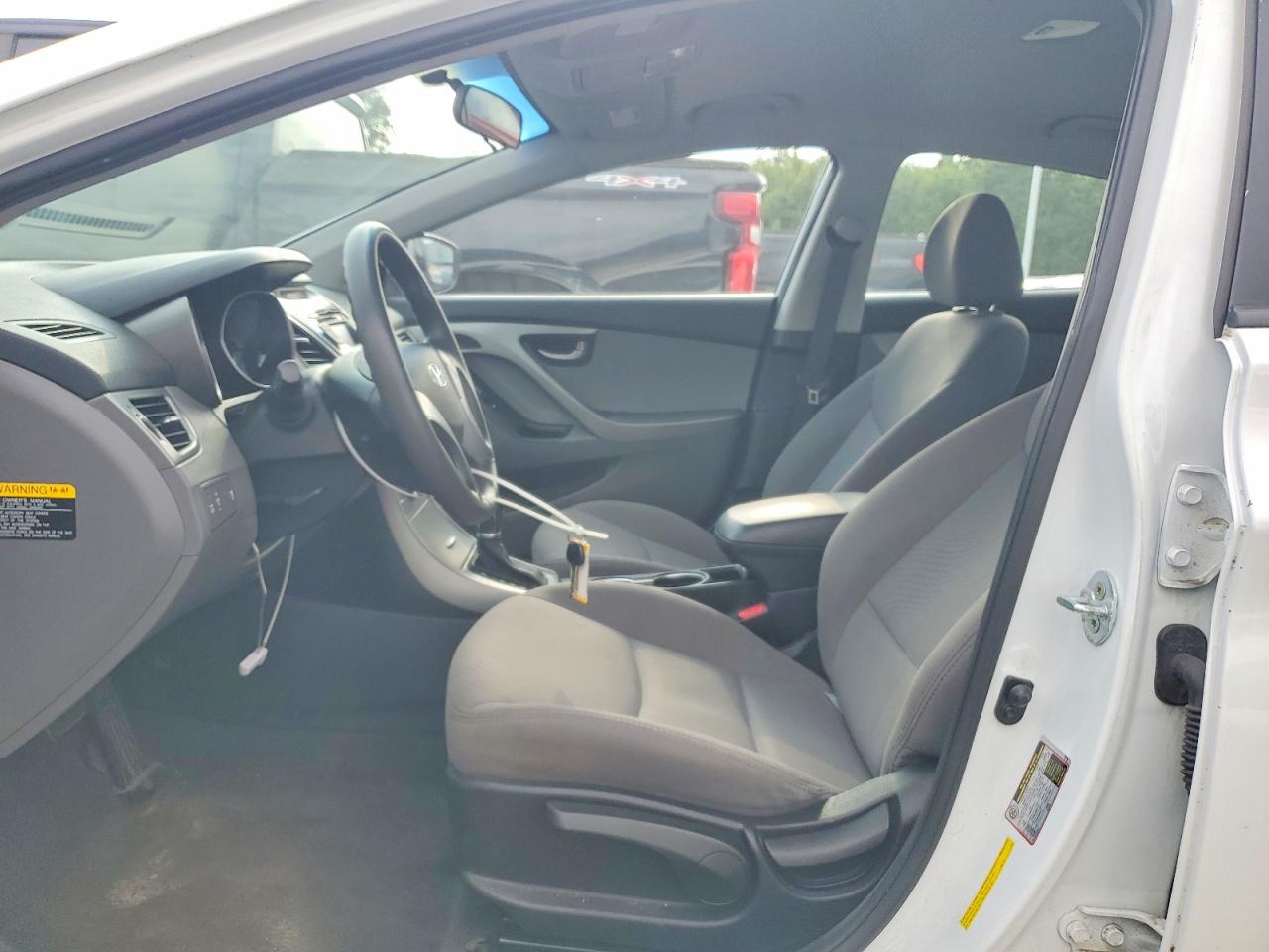 2015 Hyundai Elantra Se White vin: 5NPDH4AE0FH650969