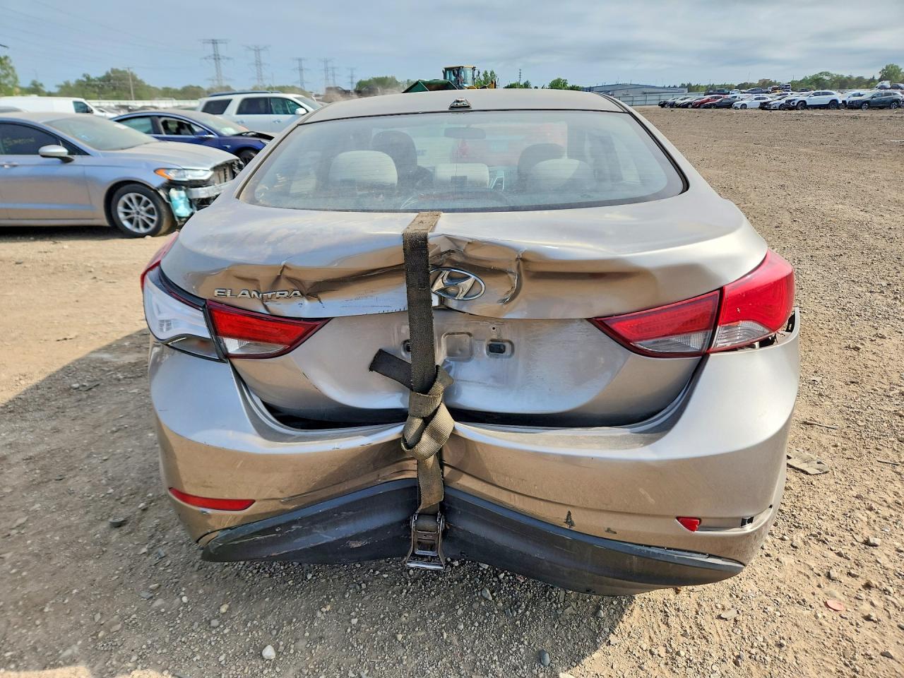 2016 Hyundai Elantra Se Tan vin: 5NPDH4AE0GH682015