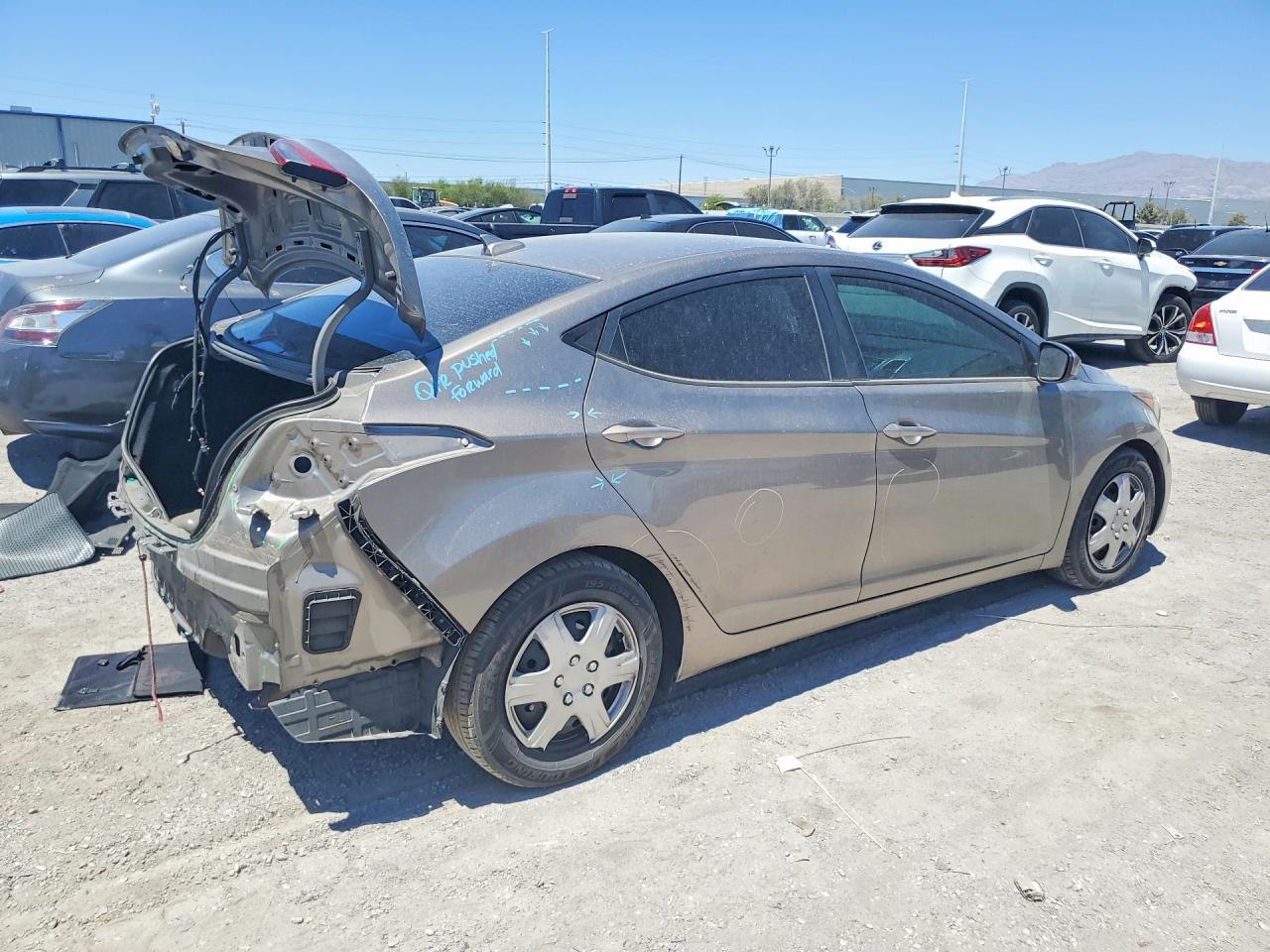 2016 Hyundai Elantra Se Желто-коричневый vin: 5NPDH4AE0GH694987