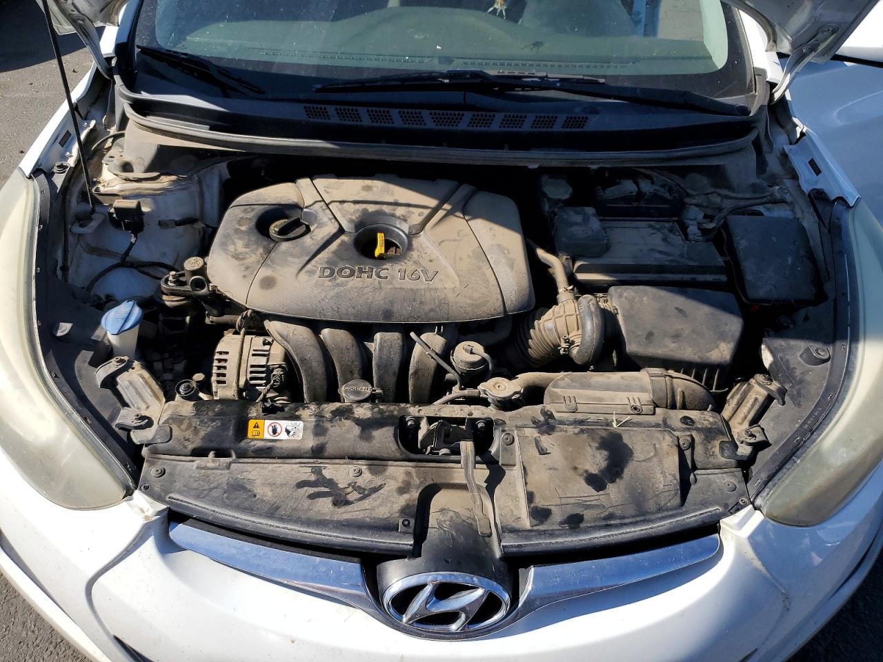 2016 Hyundai Elantra Se White vin: 5NPDH4AE0GH714347