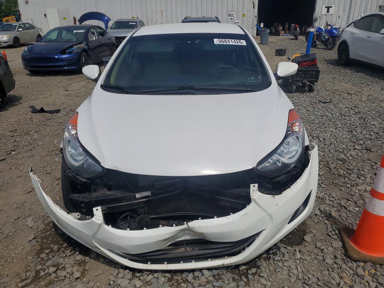 2011 Hyundai Elantra Gls White vin: 5NPDH4AE1BH005354