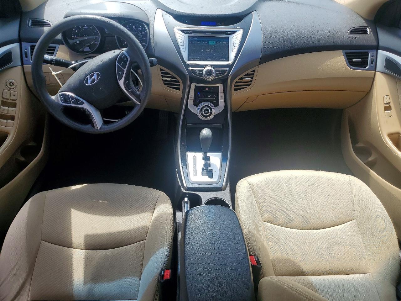 2011 Hyundai Elantra Gls White vin: 5NPDH4AE1BH005354