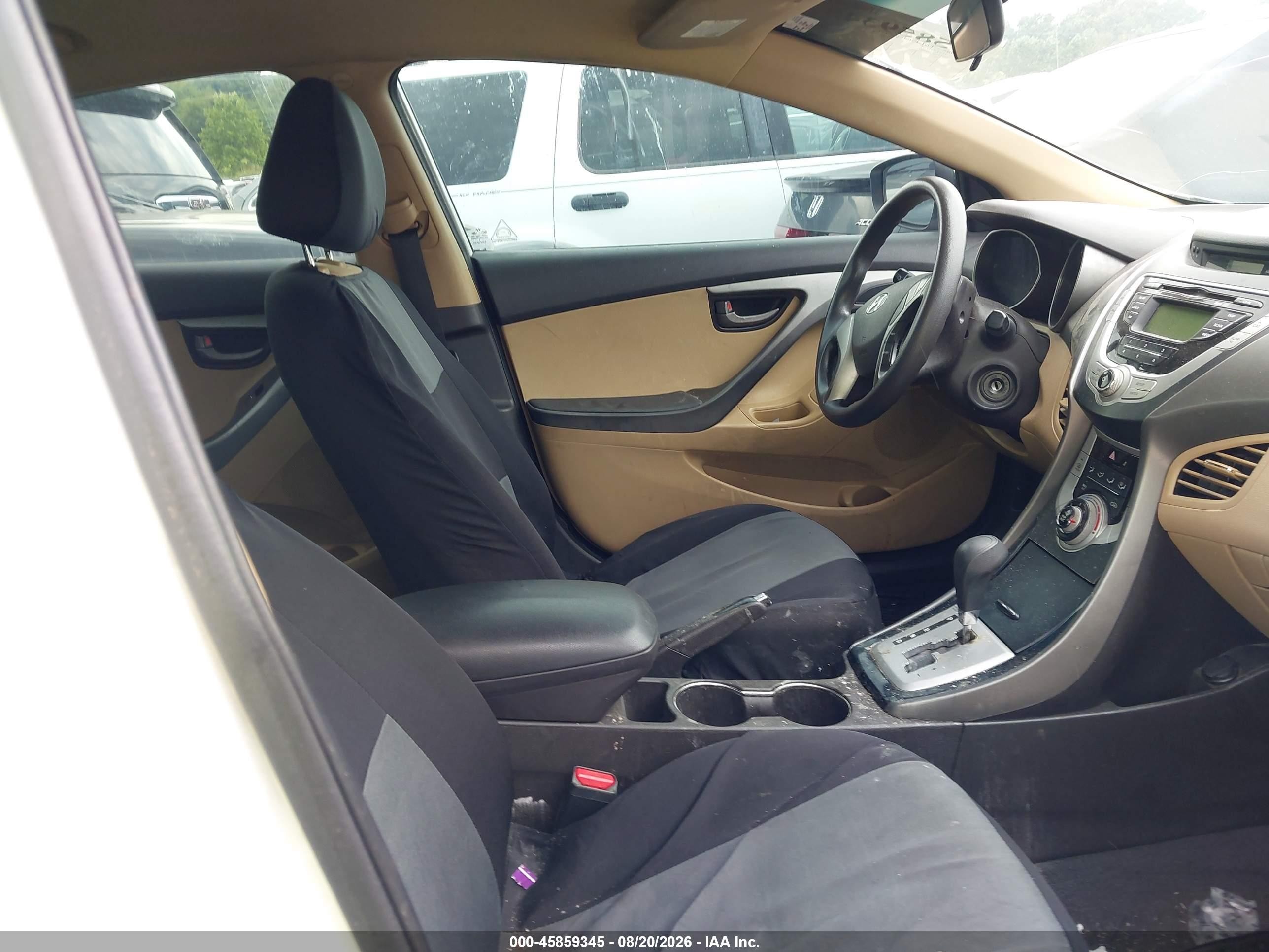 2011 Hyundai Elantra Gls White vin: 5NPDH4AE1BH023871