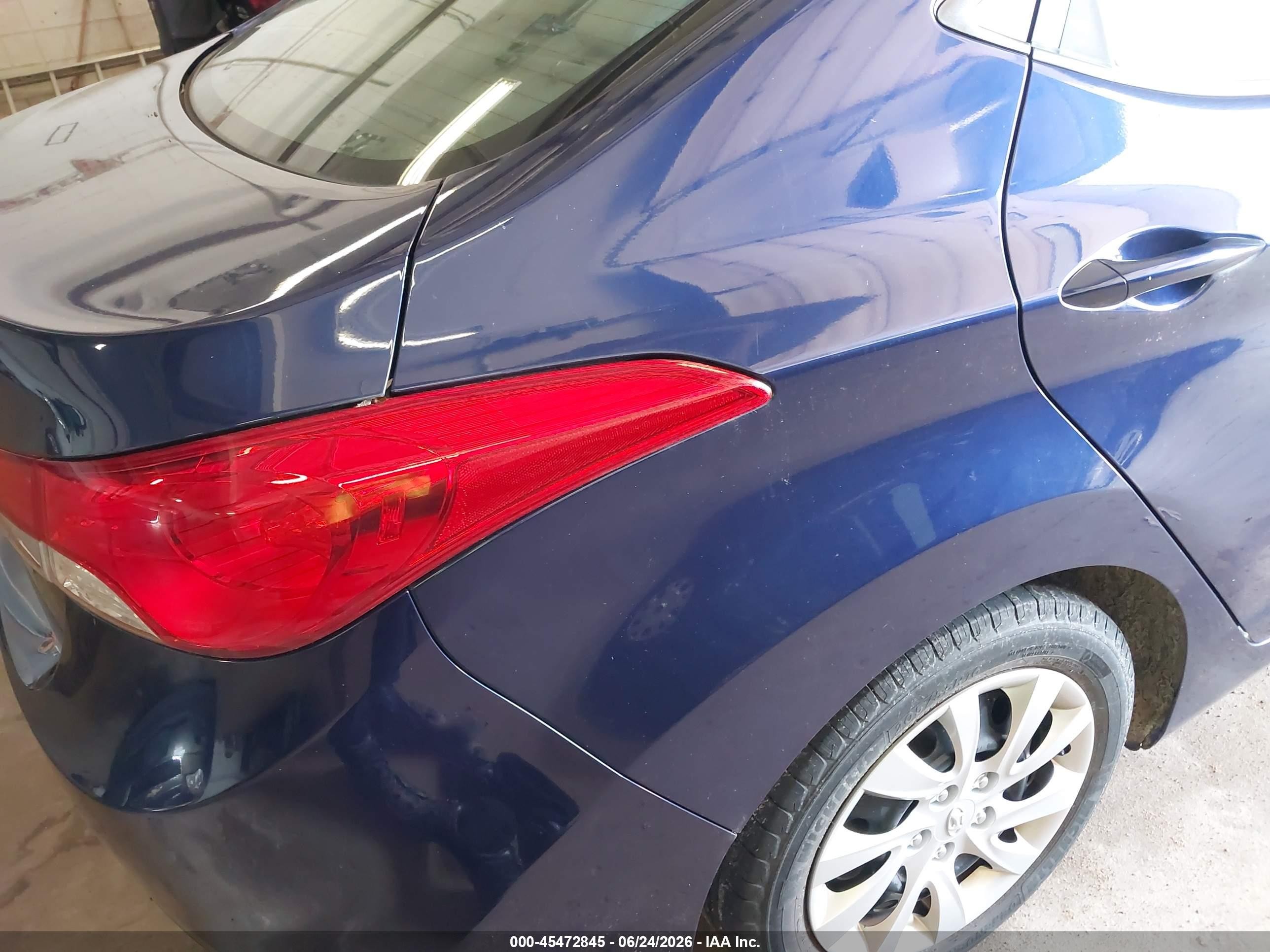 2011 Hyundai Elantra Gls Blue vin: 5NPDH4AE1BH035275