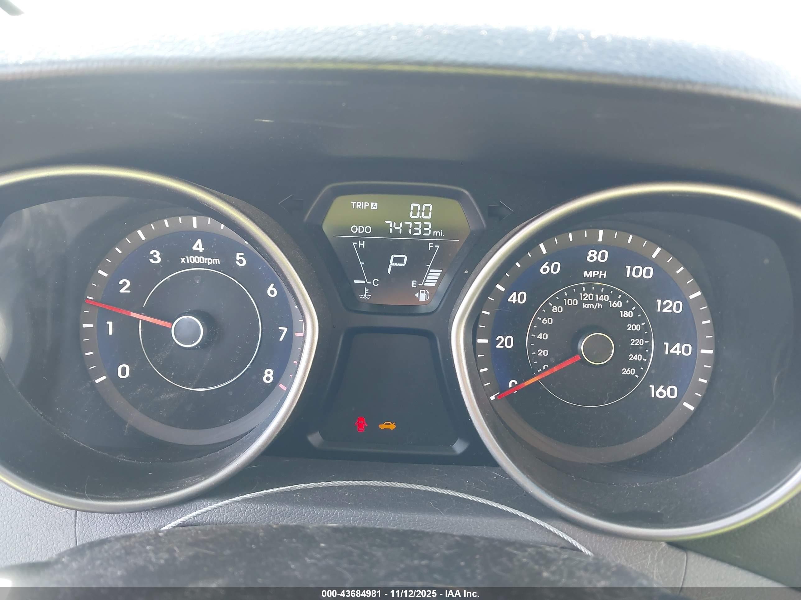 2011 Hyundai Elantra Limited Silver vin: 5NPDH4AE1BH055946