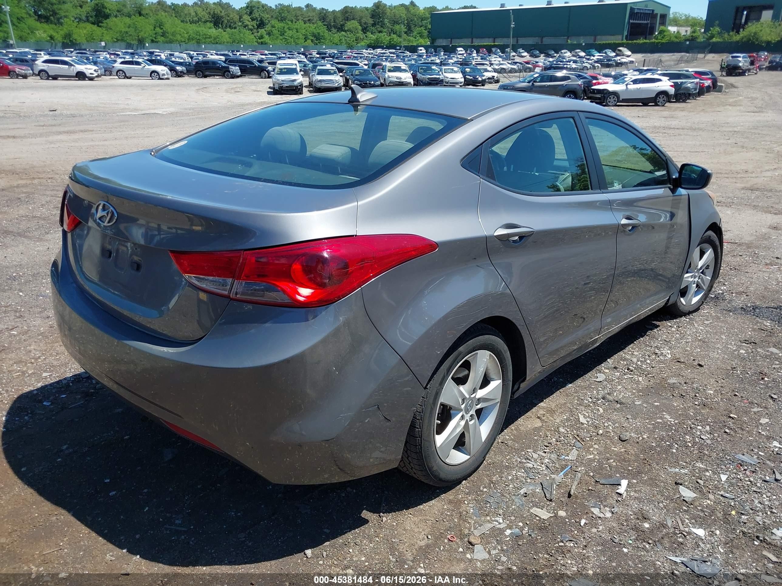 2011 Hyundai Elantra Gls Серый vin: 5NPDH4AE1BH057535