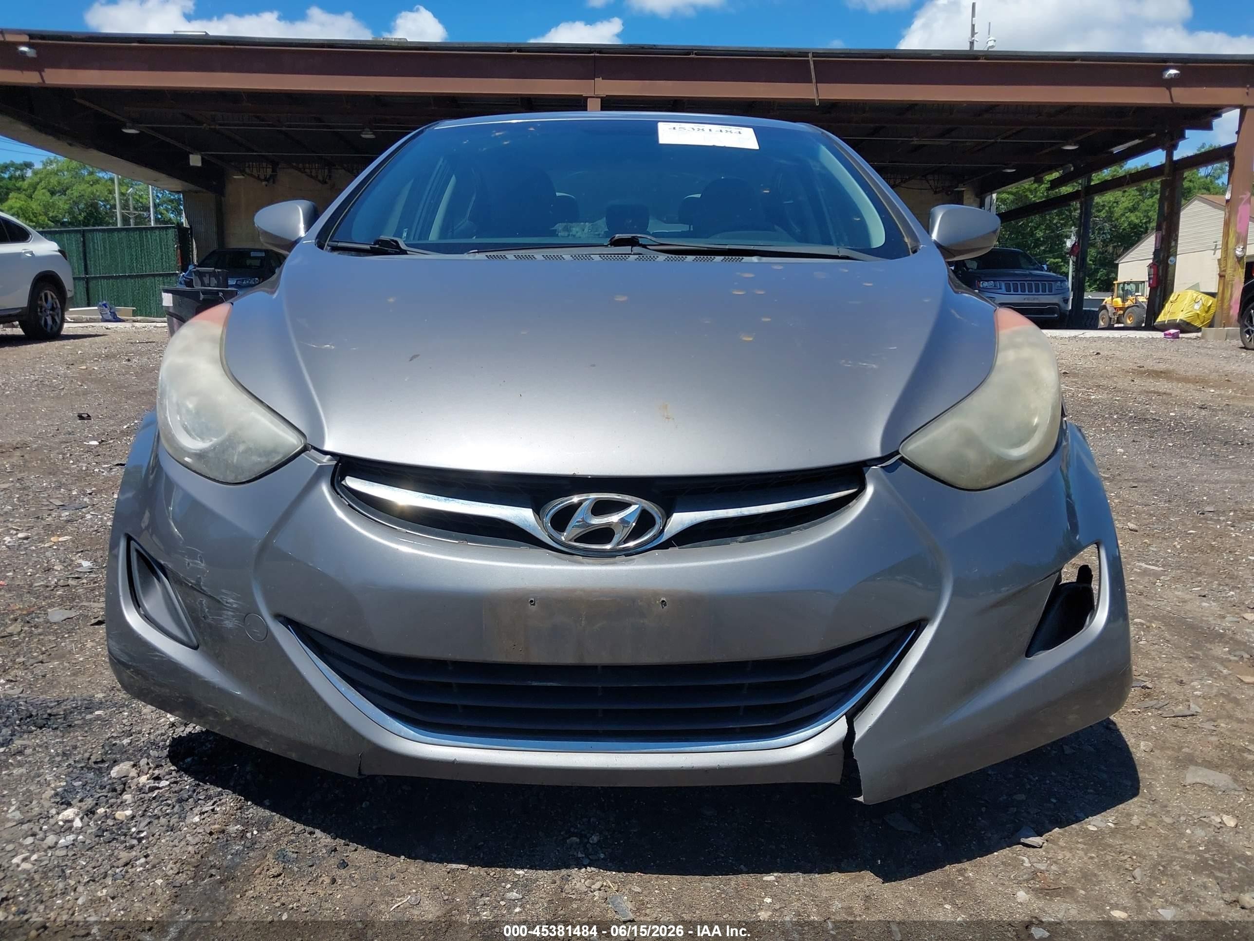 2011 Hyundai Elantra Gls Серый vin: 5NPDH4AE1BH057535