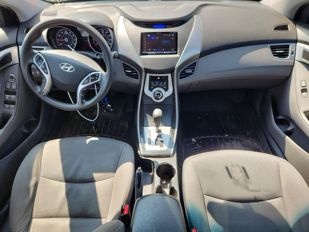 2012 Hyundai Elantra Gls Silver vin: 5NPDH4AE1CH072750