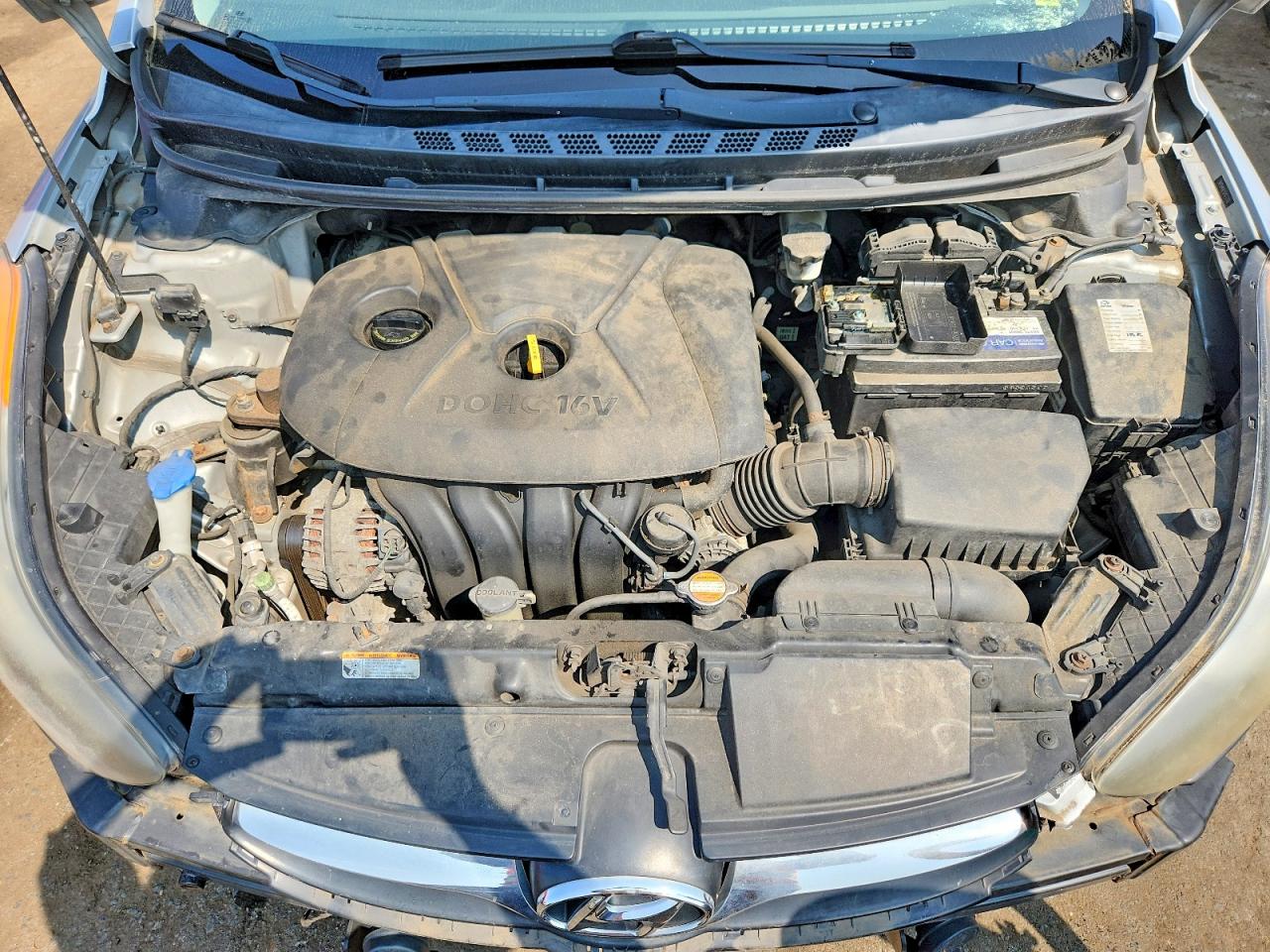 2012 Hyundai Elantra Gls Silver vin: 5NPDH4AE1CH072750