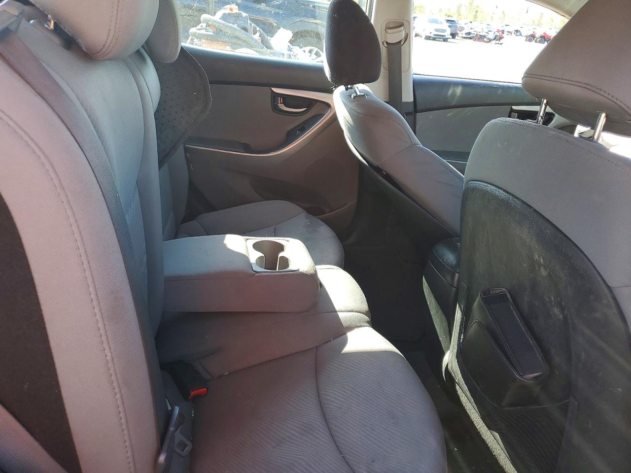 2012 Hyundai Elantra Gls Белый vin: 5NPDH4AE1CH078810