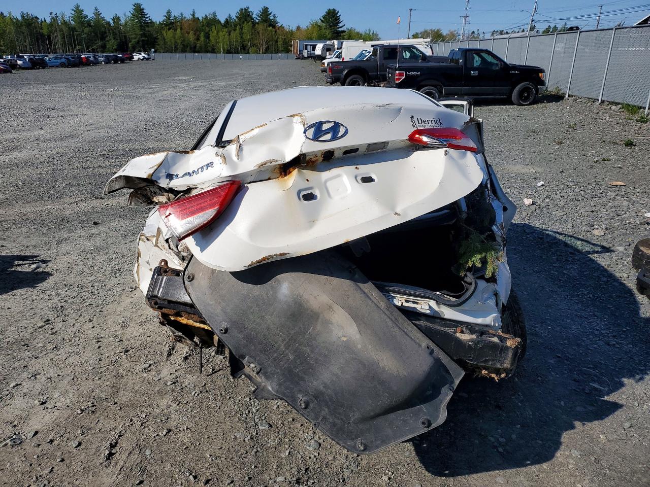 2012 Hyundai Elantra Gls Белый vin: 5NPDH4AE1CH078810