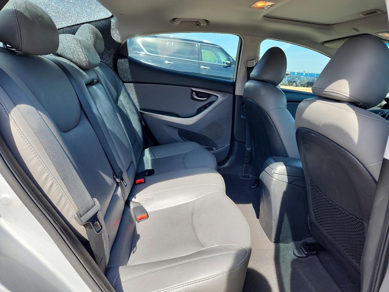 2012 Hyundai Elantra Limited Silver vin: 5NPDH4AE1CH087295