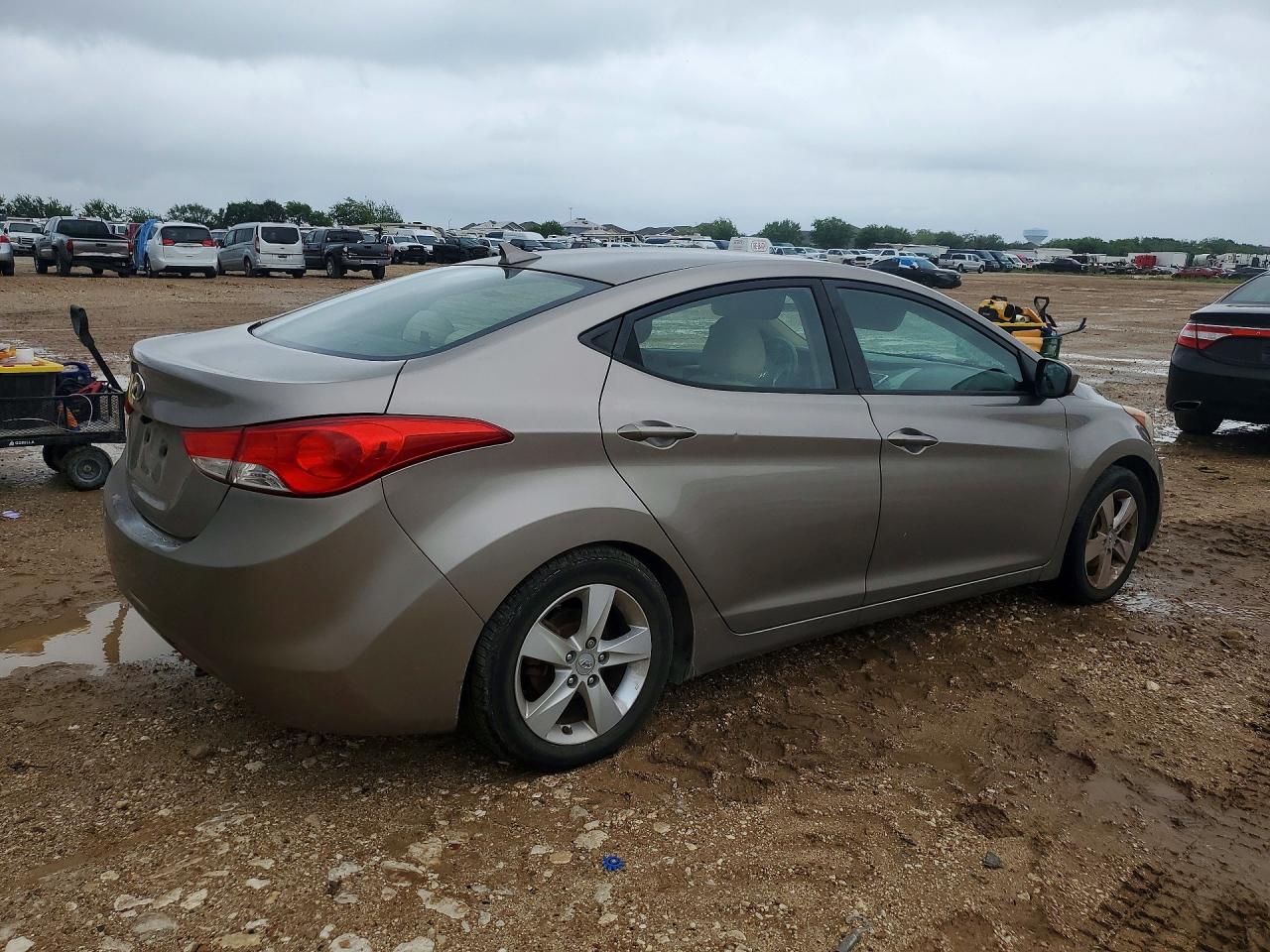 2012 Hyundai Elantra Gls Tan vin: 5NPDH4AE1CH090570
