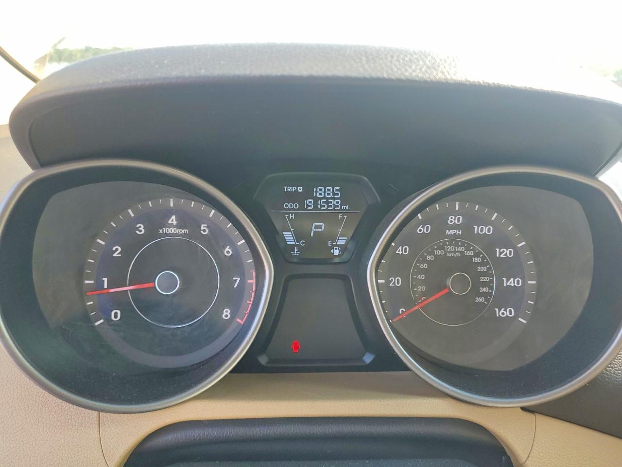 2012 Hyundai Elantra Gls White vin: 5NPDH4AE1CH109022