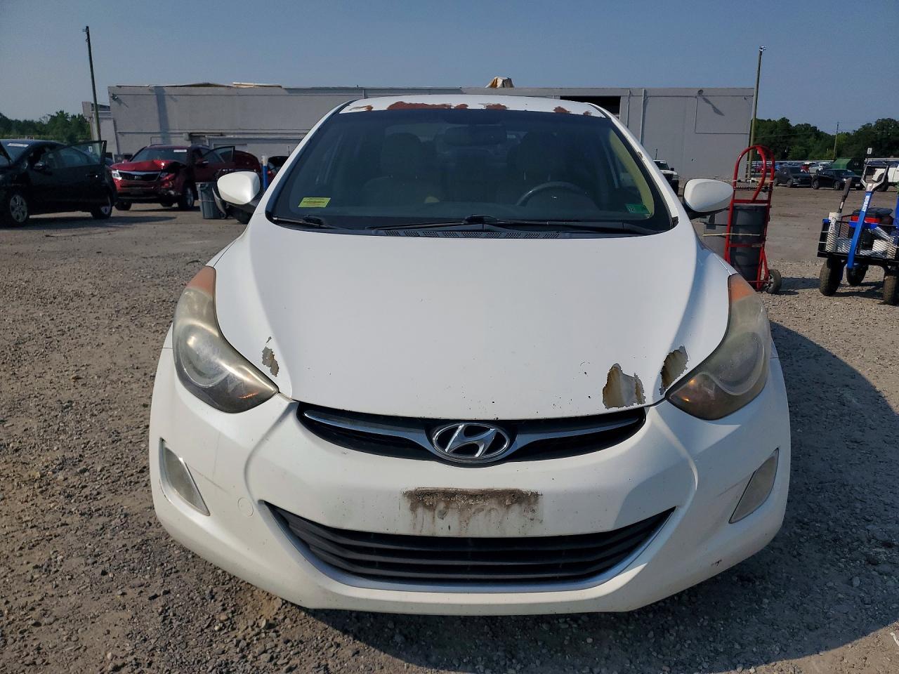 2012 Hyundai Elantra Gls White vin: 5NPDH4AE1CH109022