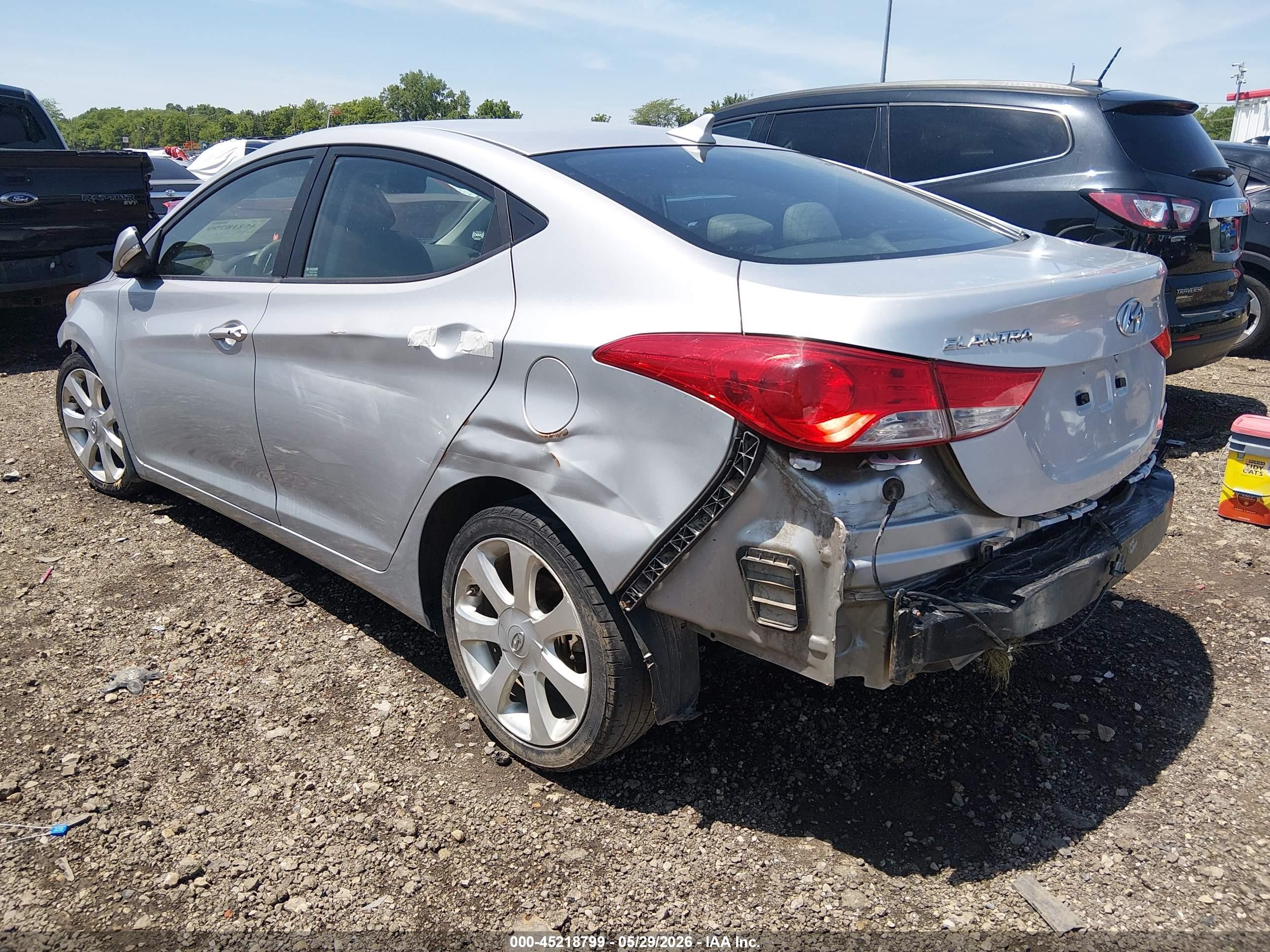 2012 Hyundai Elantra Limited Silver vin: 5NPDH4AE1CH113703