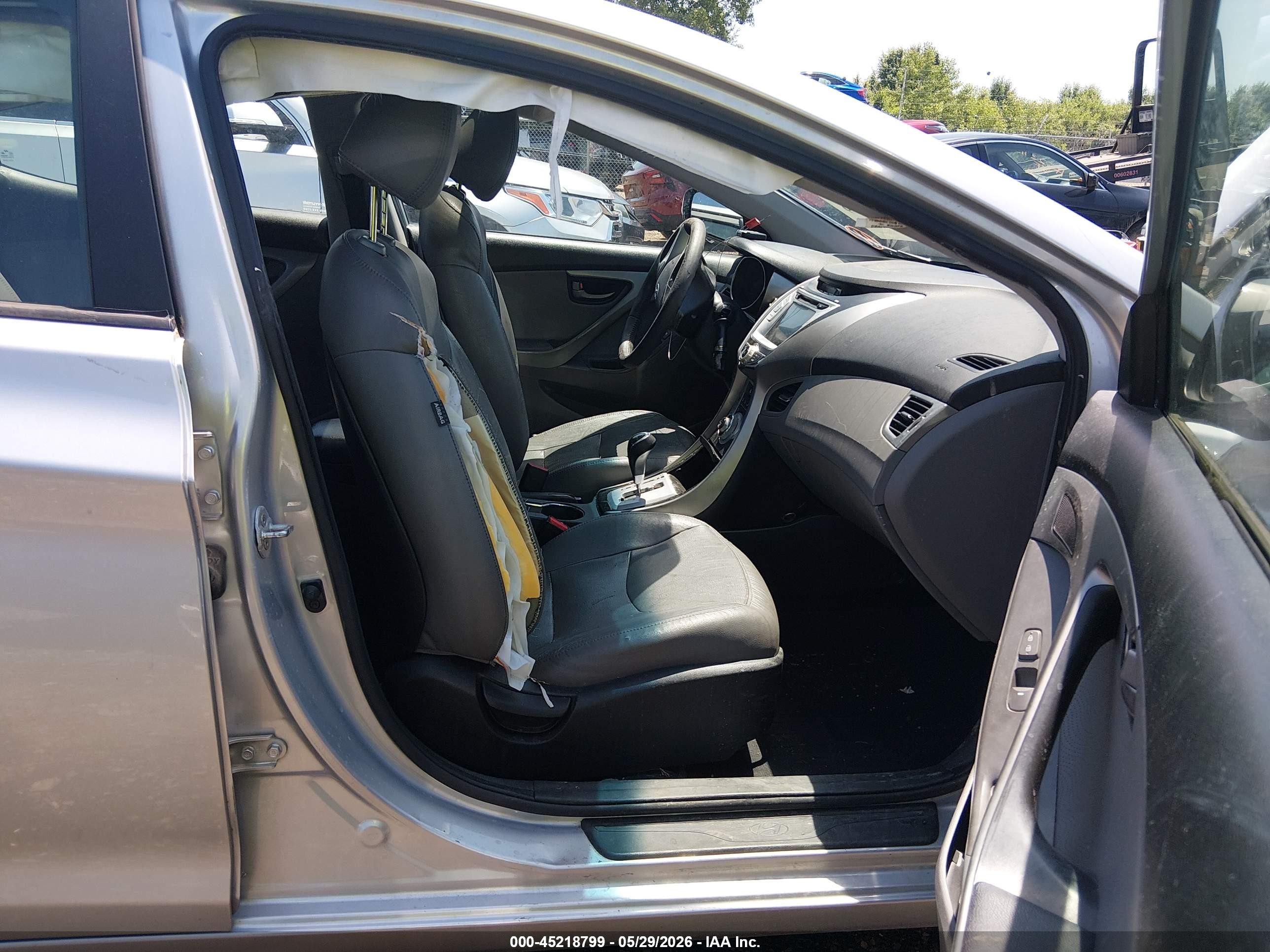 2012 Hyundai Elantra Limited Silver vin: 5NPDH4AE1CH113703