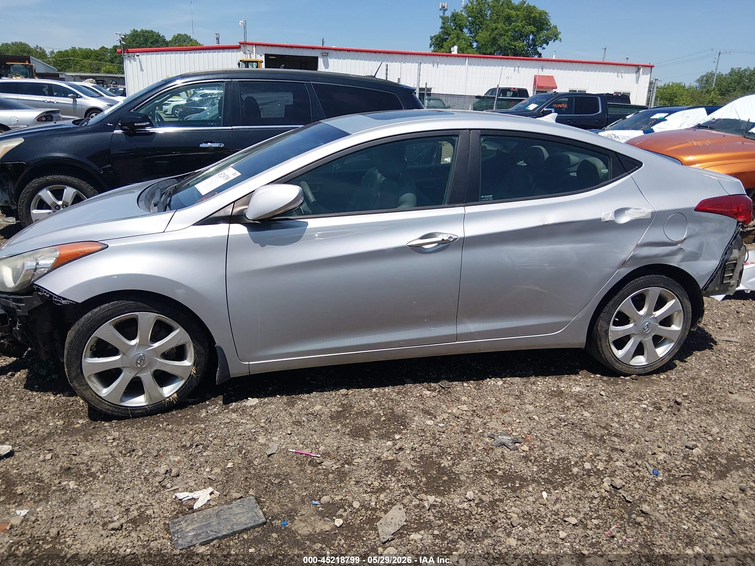 2012 Hyundai Elantra Limited Silver vin: 5NPDH4AE1CH113703