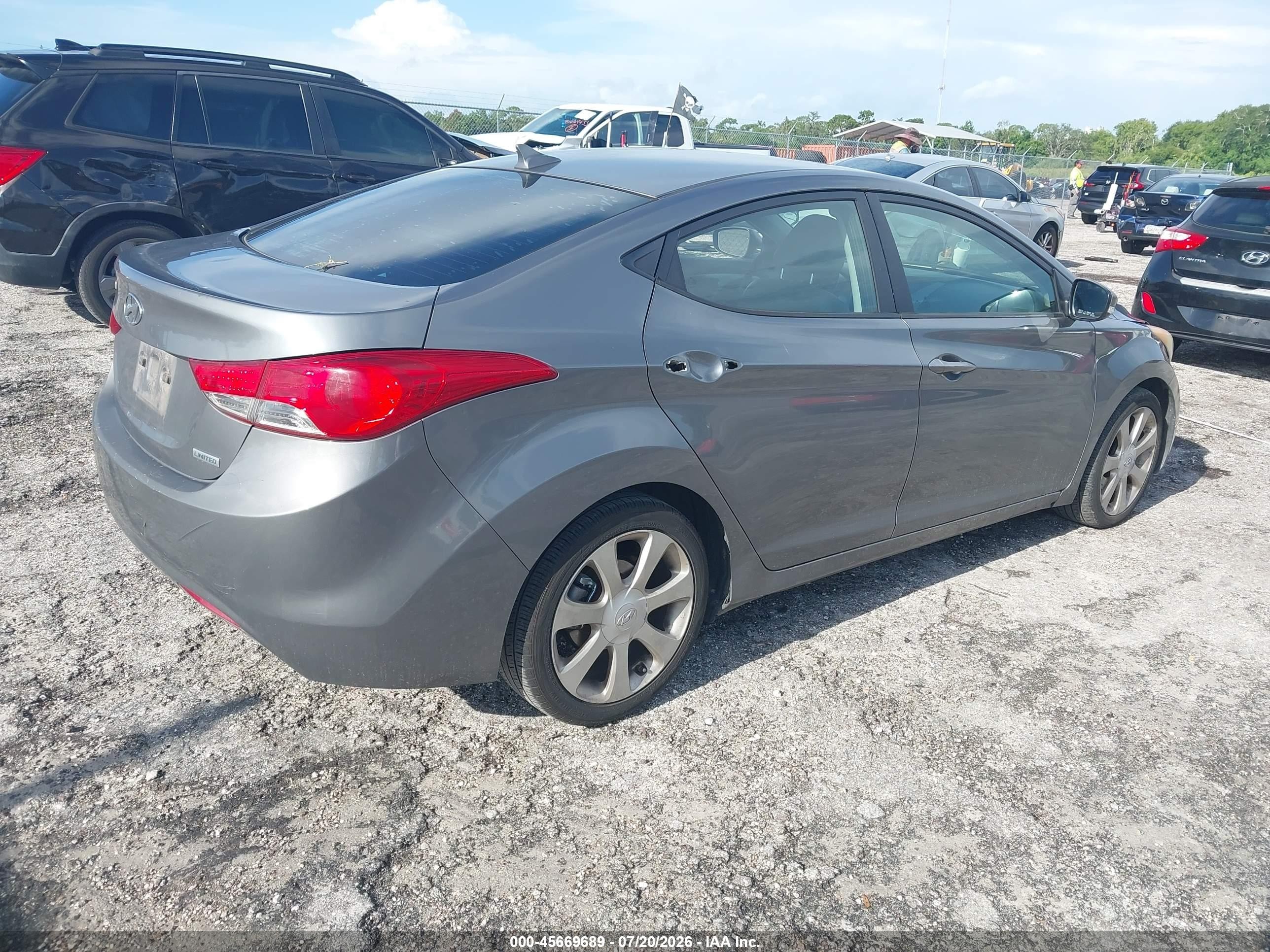 2012 Hyundai Elantra Limited Gray vin: 5NPDH4AE1CH117878