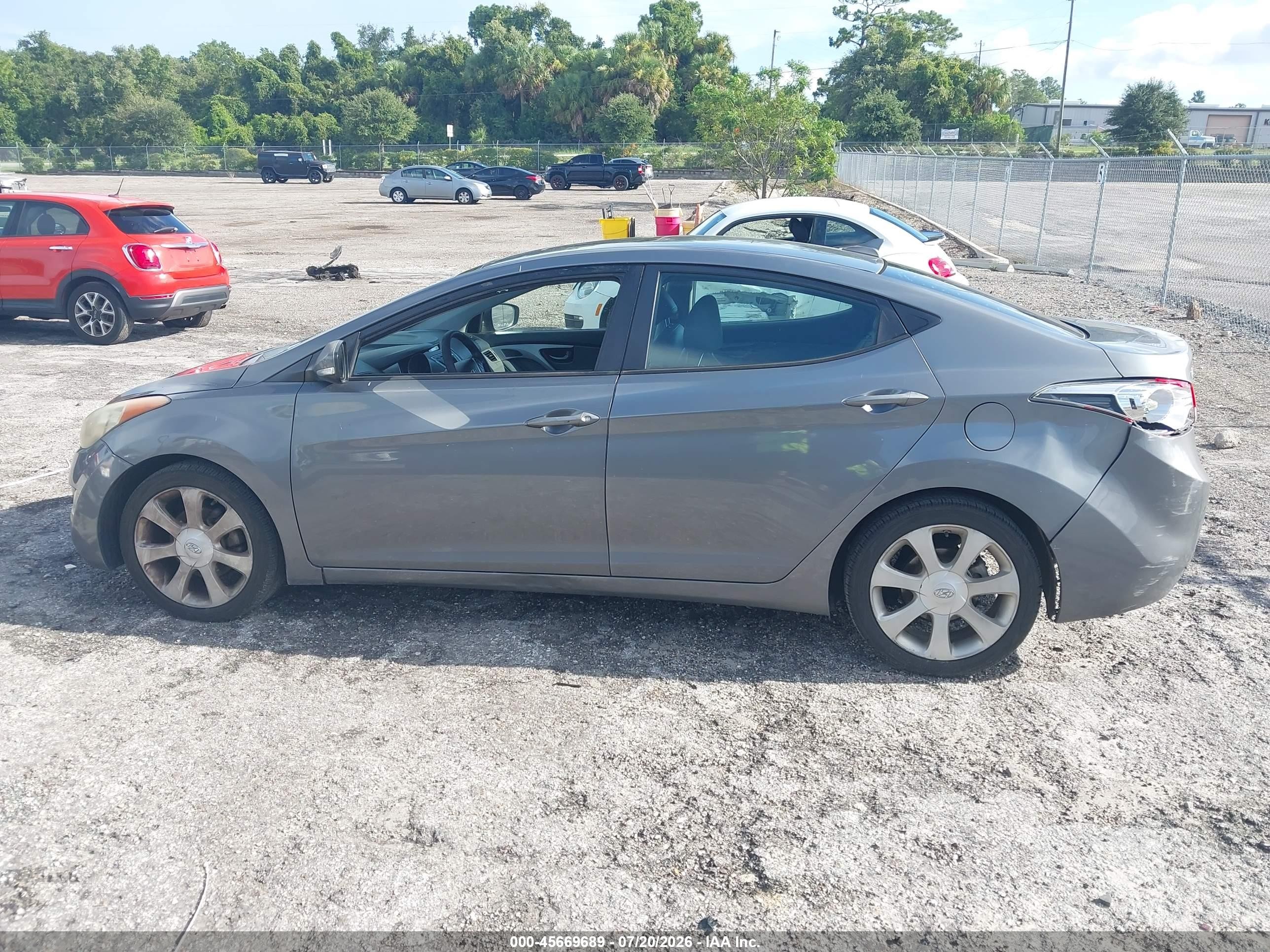 2012 Hyundai Elantra Limited Gray vin: 5NPDH4AE1CH117878