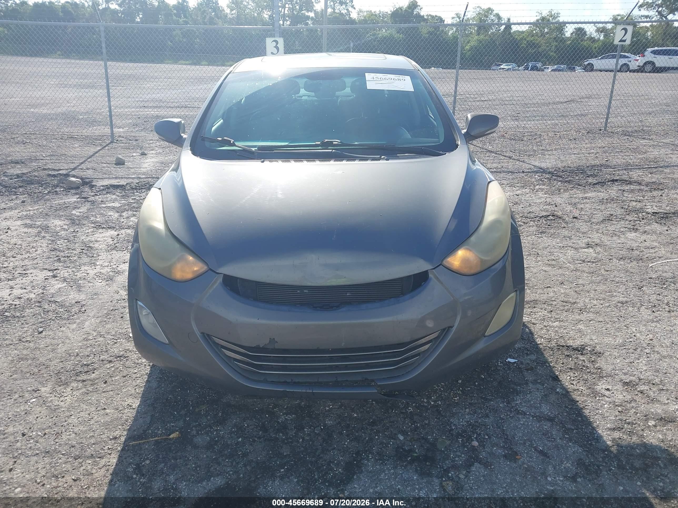 2012 Hyundai Elantra Limited Gray vin: 5NPDH4AE1CH117878