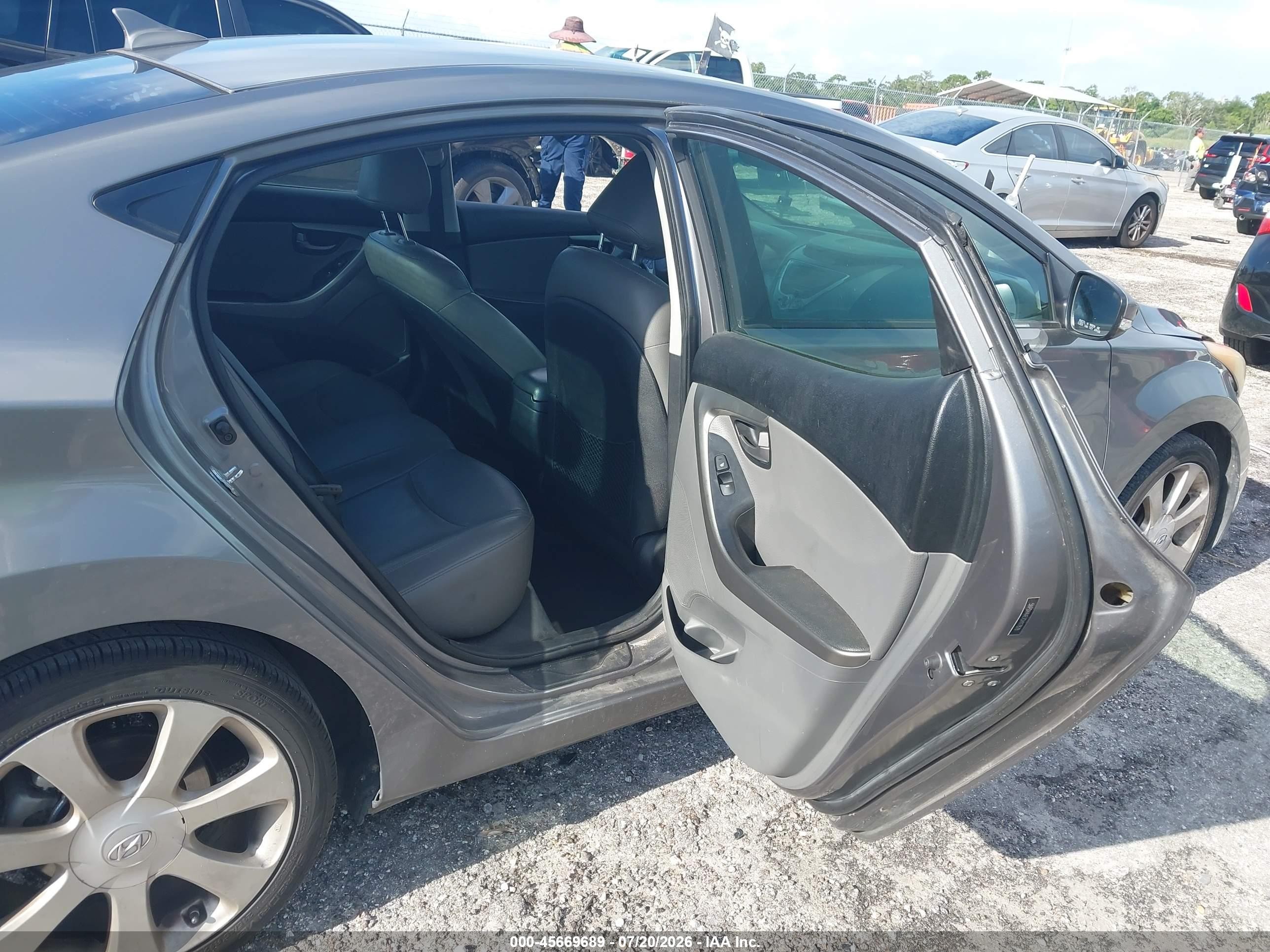 2012 Hyundai Elantra Limited Gray vin: 5NPDH4AE1CH117878