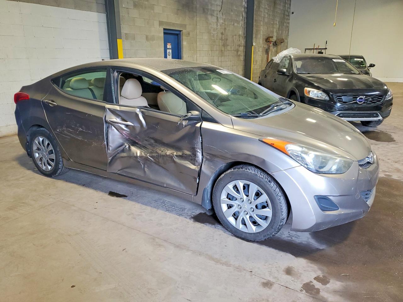 2012 Hyundai Elantra Gls Beige vin: 5NPDH4AE1CH118660