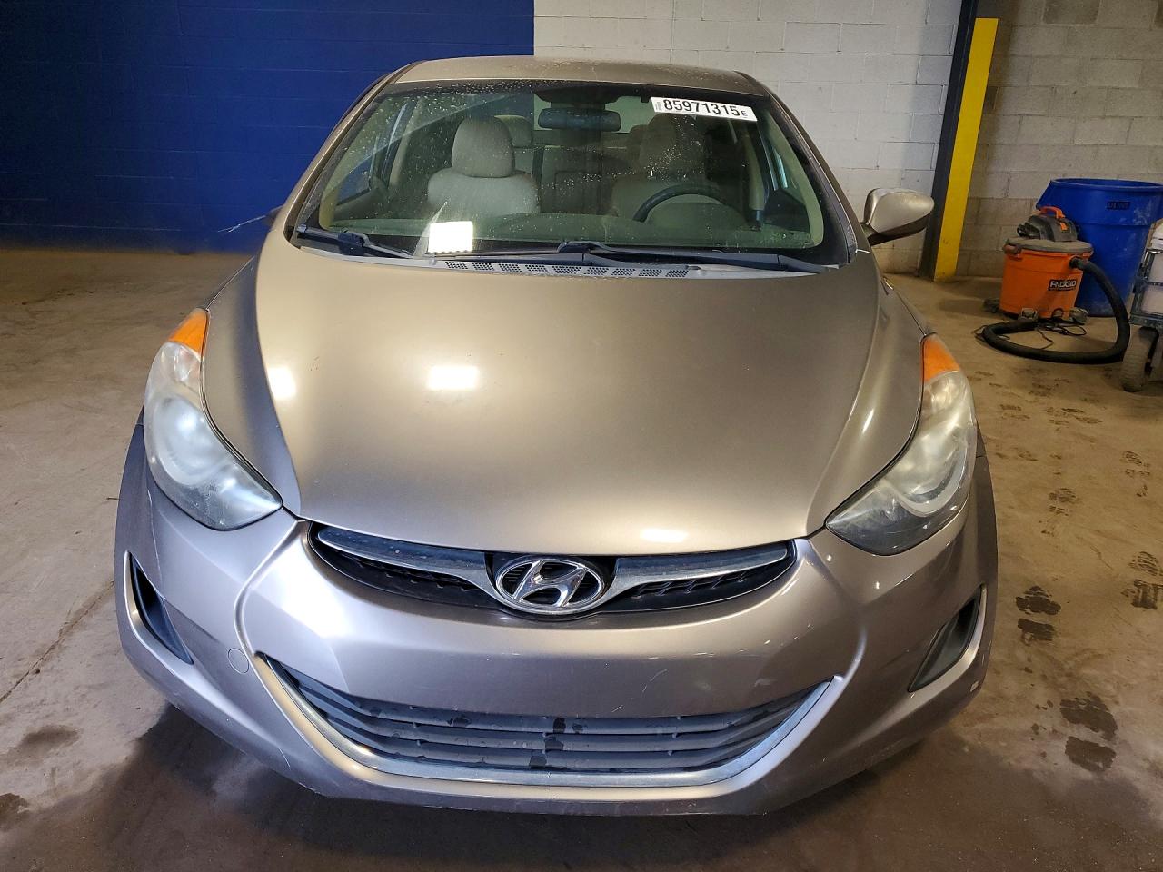2012 Hyundai Elantra Gls Beige vin: 5NPDH4AE1CH118660