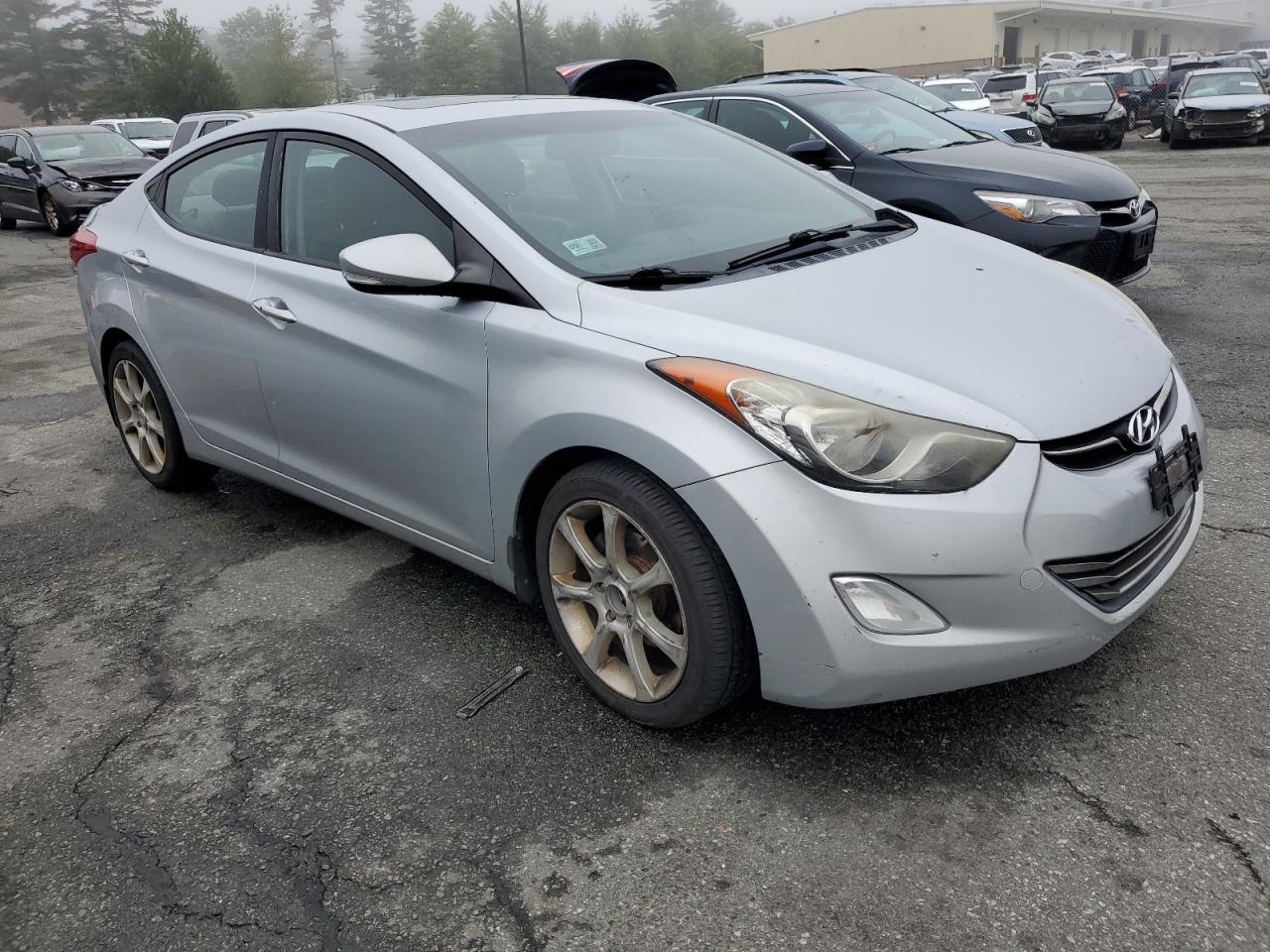 2012 Hyundai Elantra Gls Silver vin: 5NPDH4AE1CH118674