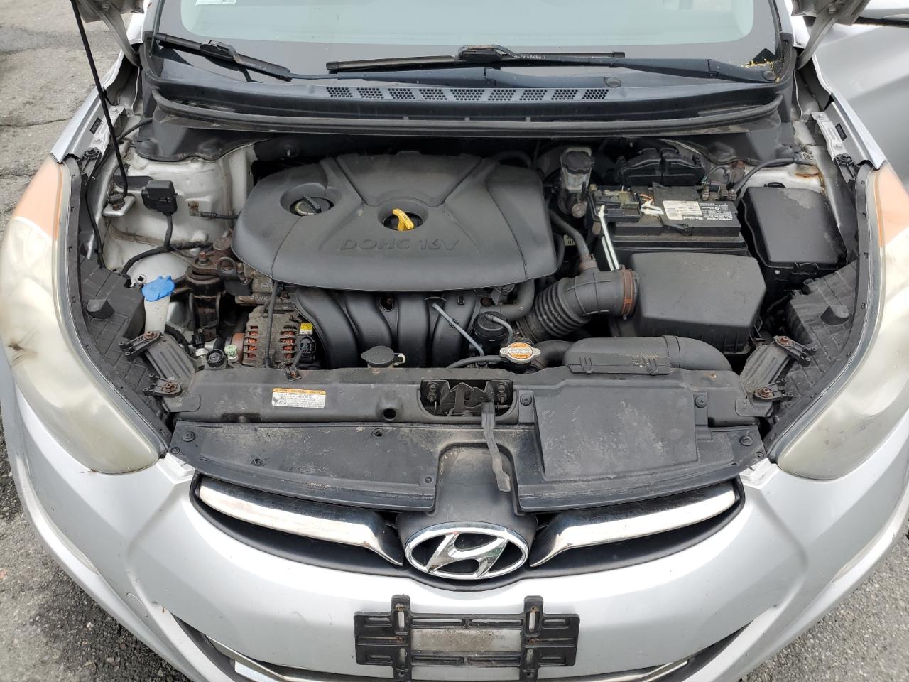 2012 Hyundai Elantra Gls Silver vin: 5NPDH4AE1CH118674