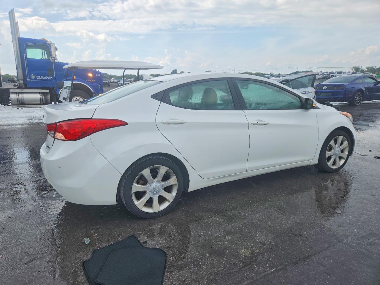 2012 Hyundai Elantra Limited Белый vin: 5NPDH4AE1CH118884