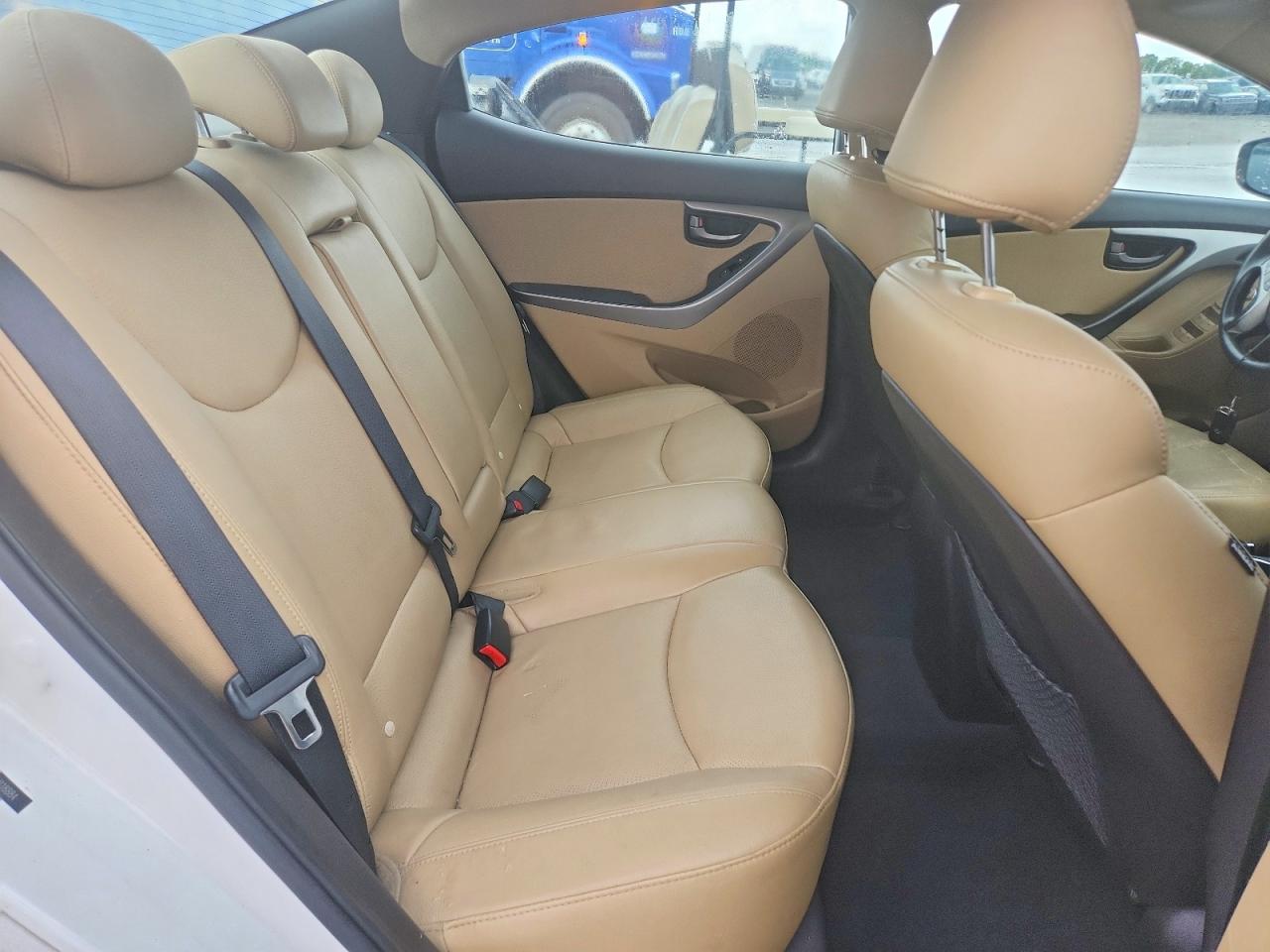 2012 Hyundai Elantra Limited Белый vin: 5NPDH4AE1CH118884