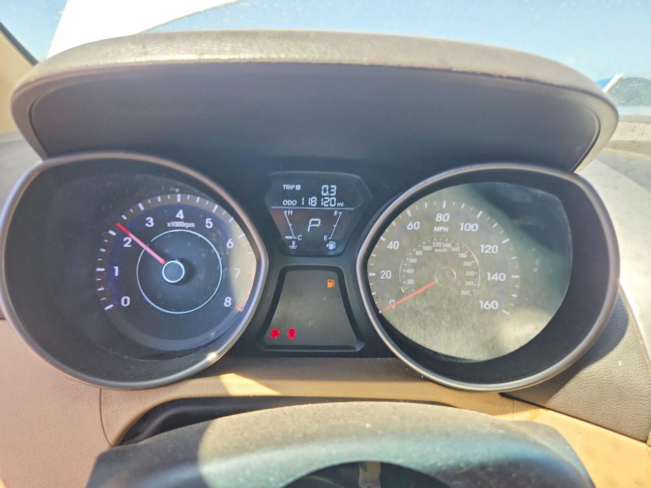 2012 Hyundai Elantra Gls White vin: 5NPDH4AE1CH139055