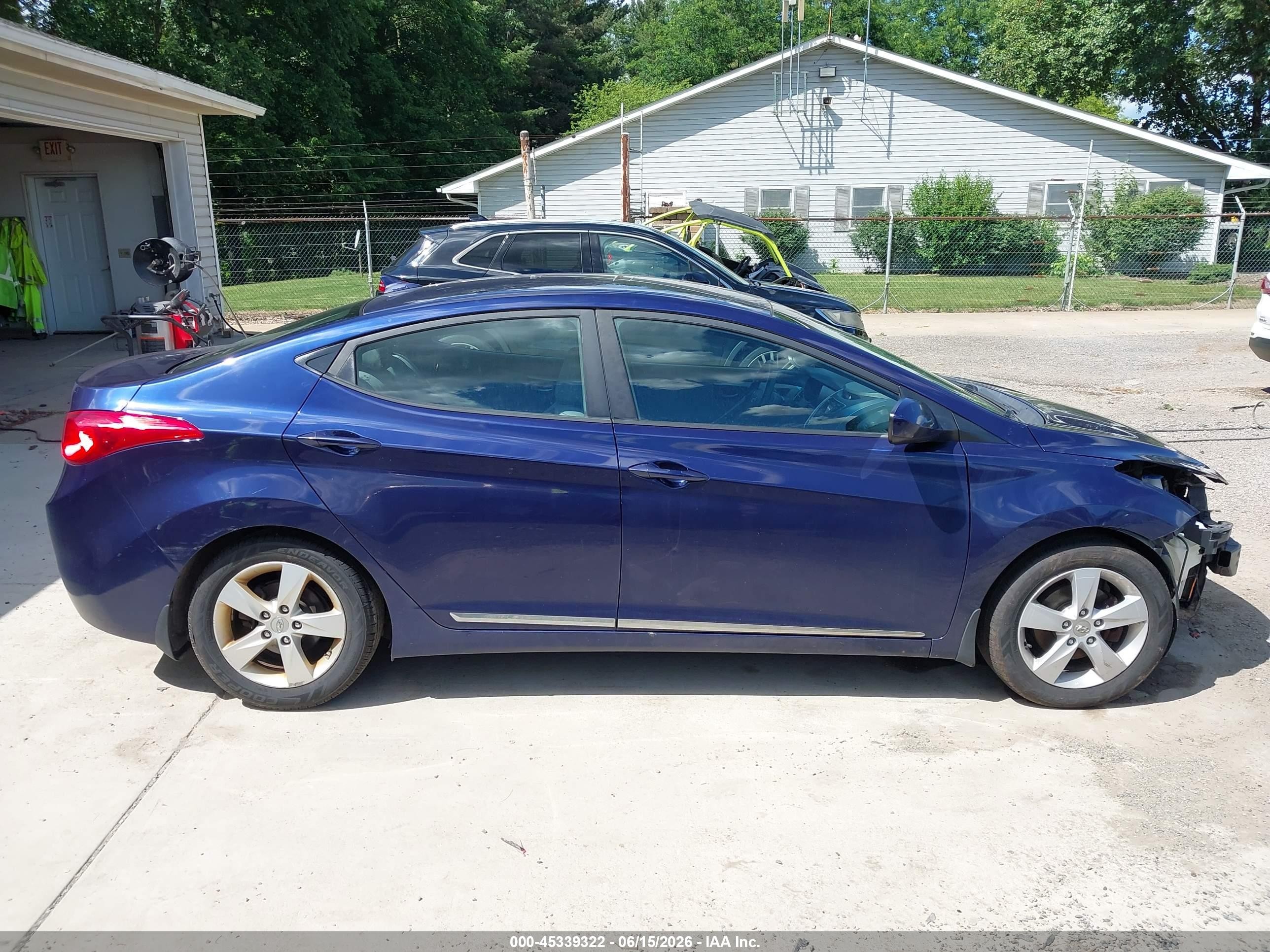 2013 Hyundai Elantra Gls Blue vin: 5NPDH4AE1DH174034