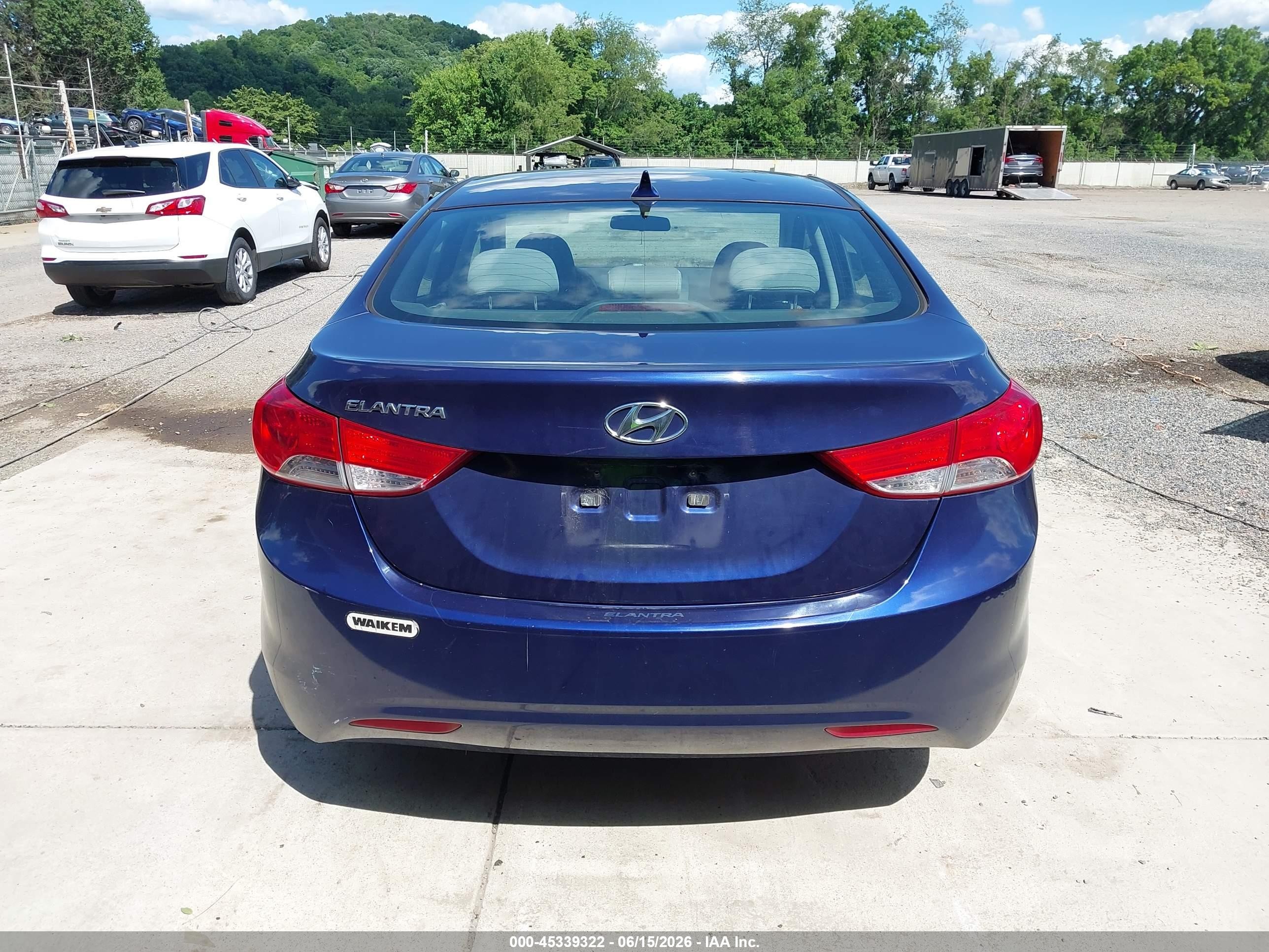 2013 Hyundai Elantra Gls Blue vin: 5NPDH4AE1DH174034