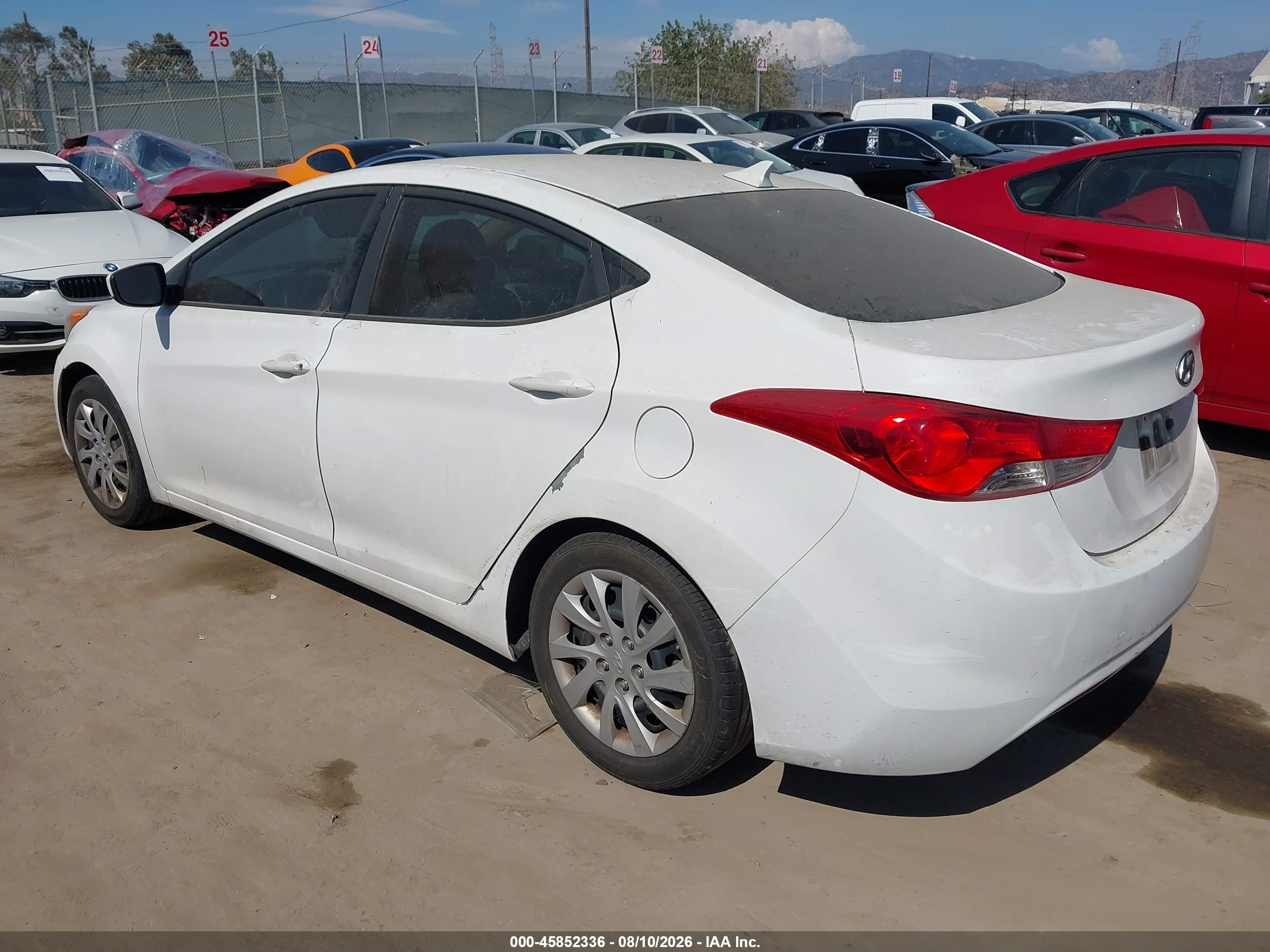 2013 Hyundai Elantra Gls Белый vin: 5NPDH4AE1DH187141