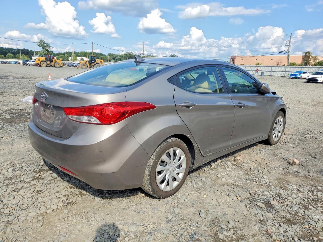 2013 Hyundai Elantra Gls Gray vin: 5NPDH4AE1DH208800
